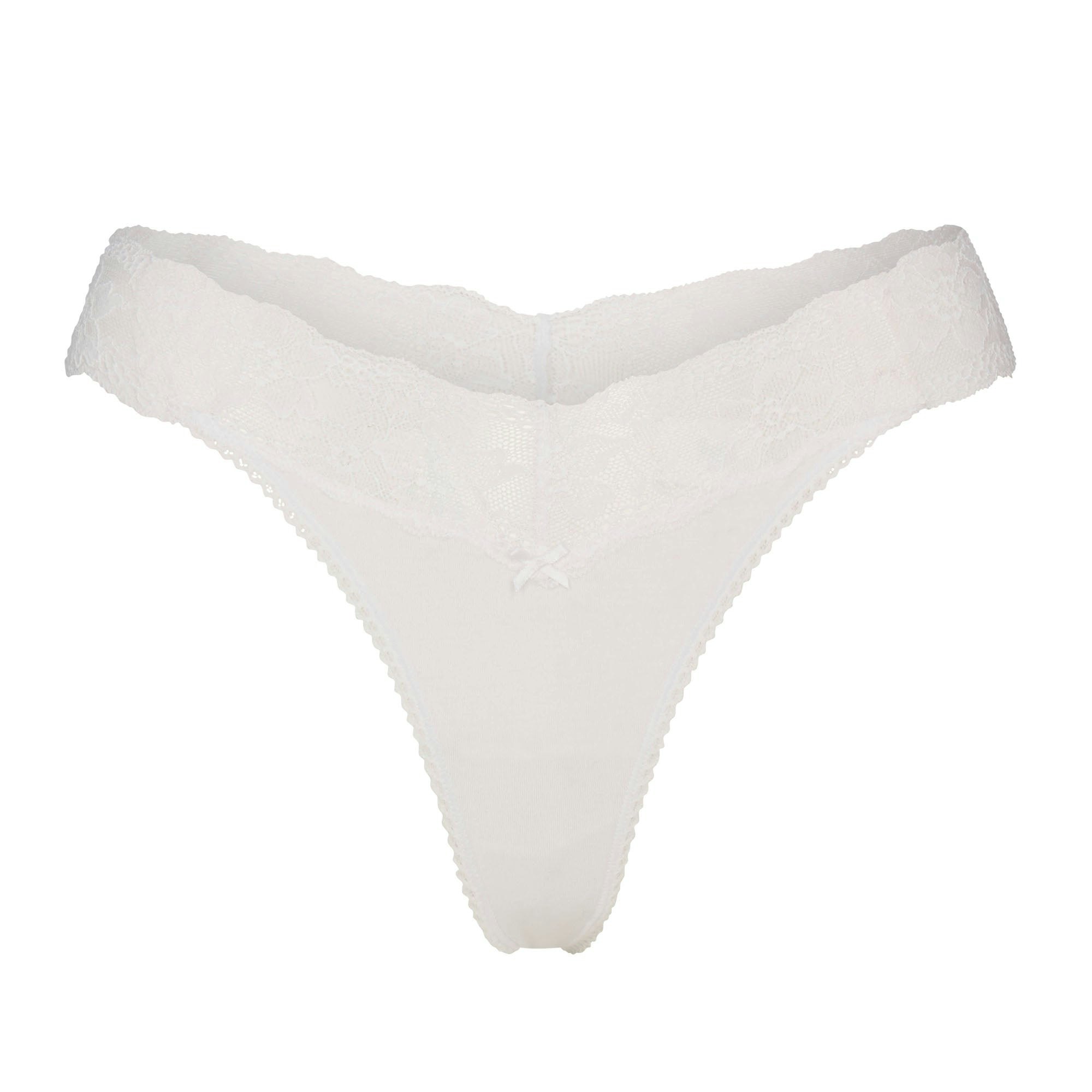 LIGHTWEIGHT COTTON LACE WIDE THONG | SNOW FLAT ON A WHITE BACKGROUND | FLT