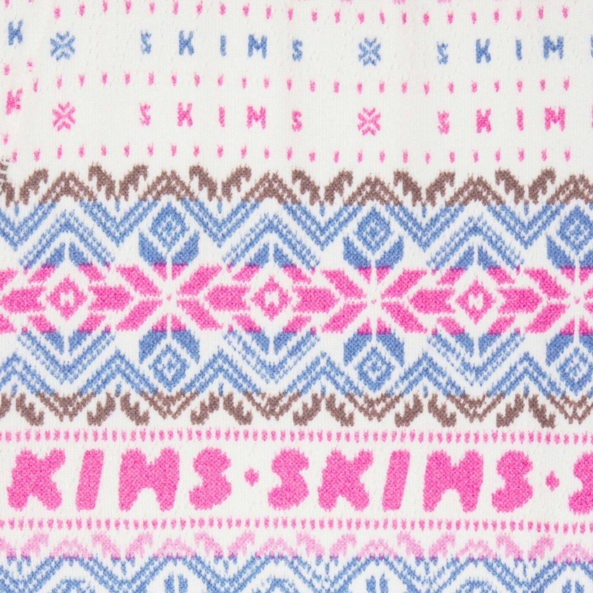 LOGO PLUSH POINTELLE LEGGING | OPAL FAIR ISLE  ADDITIONAL FABRIC DETAILS