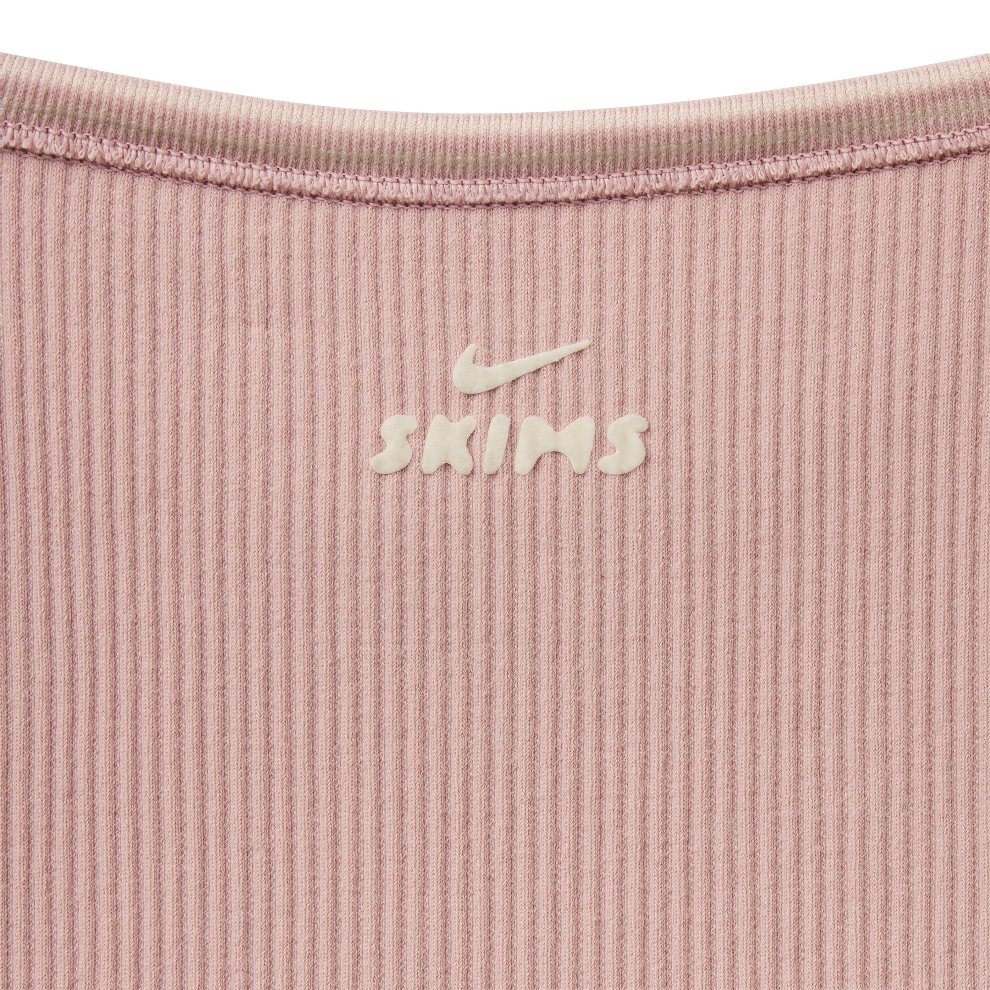 NikeSKIMS RIBBED SEAMLESS CAMI | HIMALAYAN | SKIMS