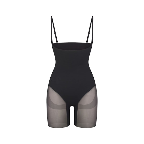 POWER MESH SHAPEWEAR CORE SCULPT OPEN BUST MID THIGH BODYSUIT | ONYX FLAT ON A WHITE BACKGROUND | FLT