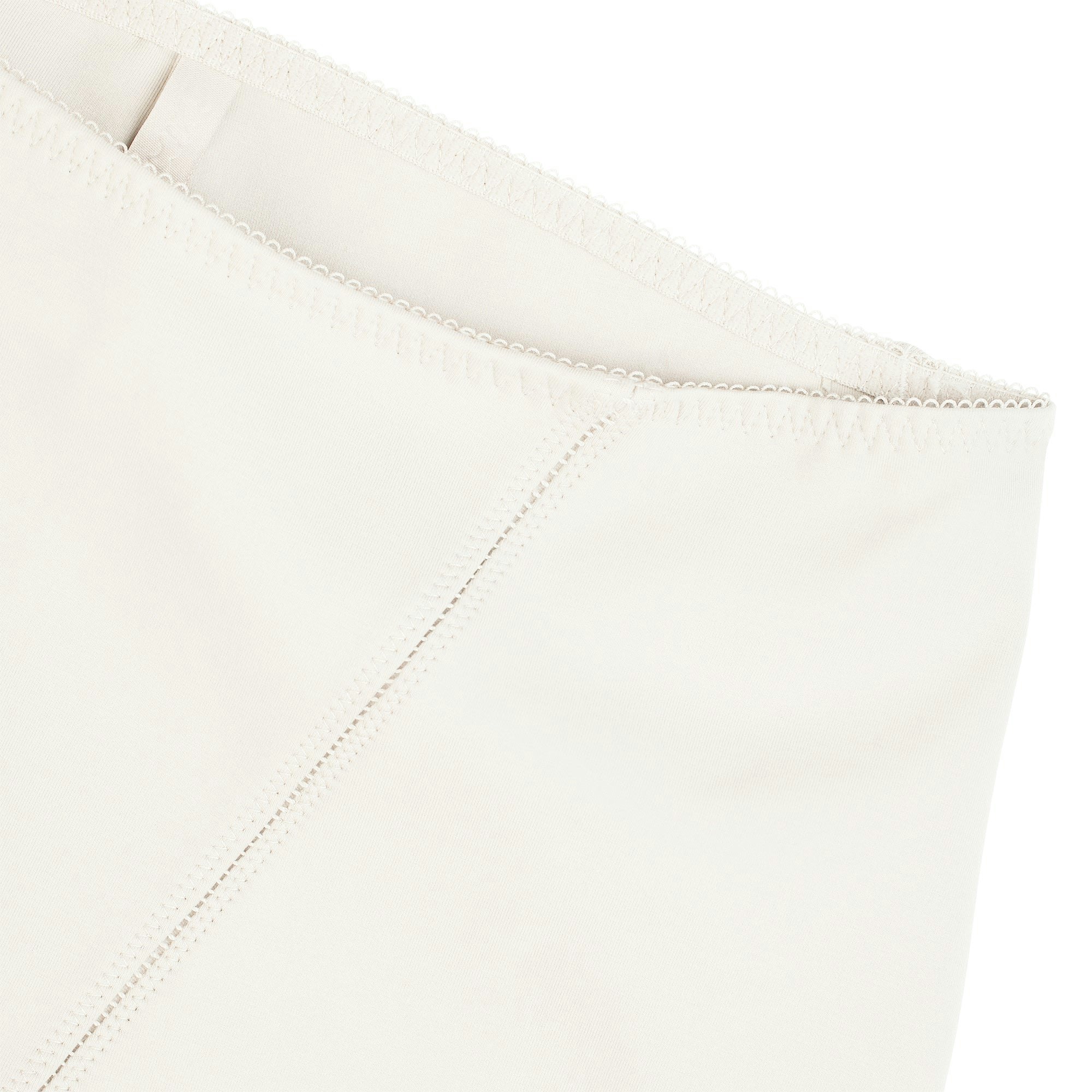 COTTON SHAPEWEAR CAPRI | MARBLE ADDITIONAL FABRIC DETAILS