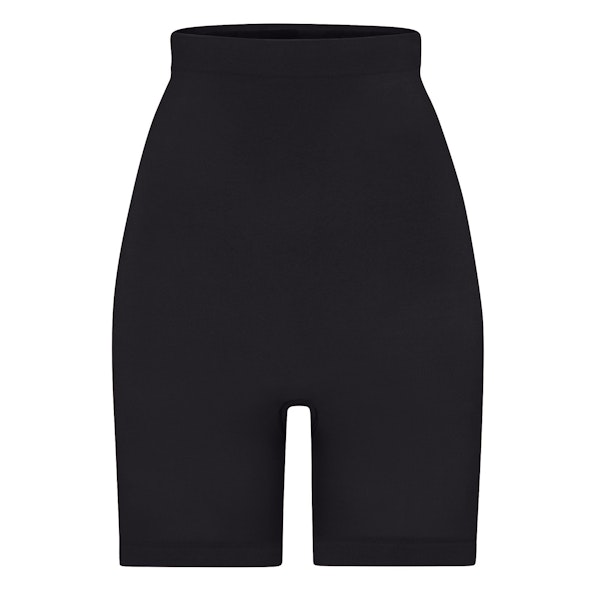 SEAMLESS SCULPT HIGH-WAISTED ABOVE THE KNEE SHORT | ONYX (SHAPEWEAR SHORTS, SHAPEWEAR) LAYS FLAT ON A WHITE BACKGROUND | FLT