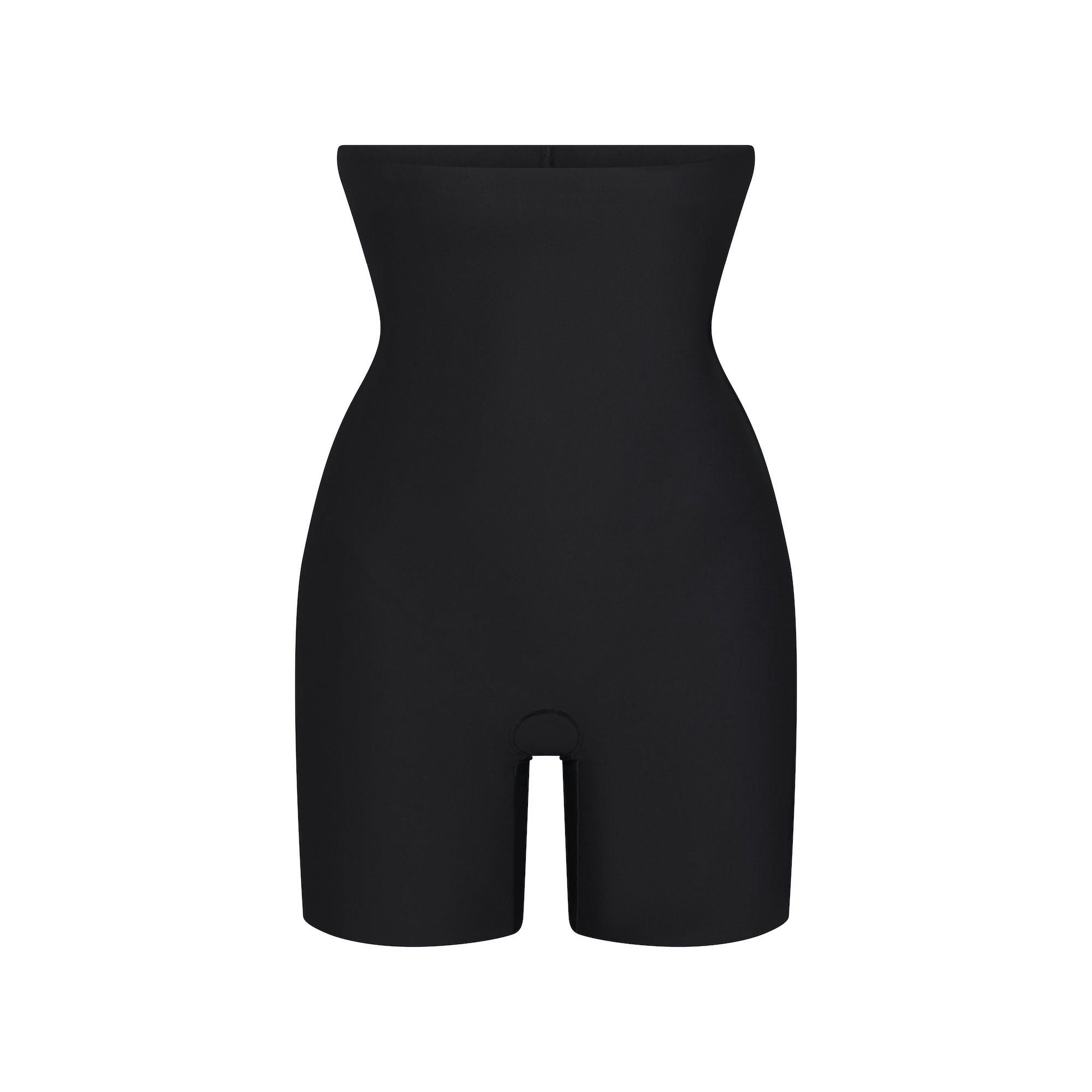 SKIMS BODY CORE SCULPT HIGH-WAISTED SHORT | ONYX (SHAPEWEAR SHORTS) FLAT ON A WHITE BACKGROUND | FLT