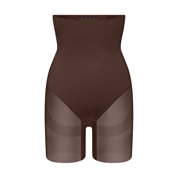 POWER MESH SHAPEWEAR CORE SCULPT HIGH-WAISTED MID THIGH SHORT | COCOA FLAT ON A WHITE BACKGROUND | FLT