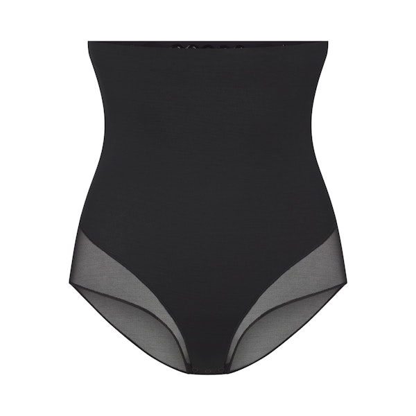 POWER MESH SHAPEWEAR CORE SCULPT HIGH-WAISTED BRIEF | ONYX FLAT ON A WHITE BACKGROUND | FLT