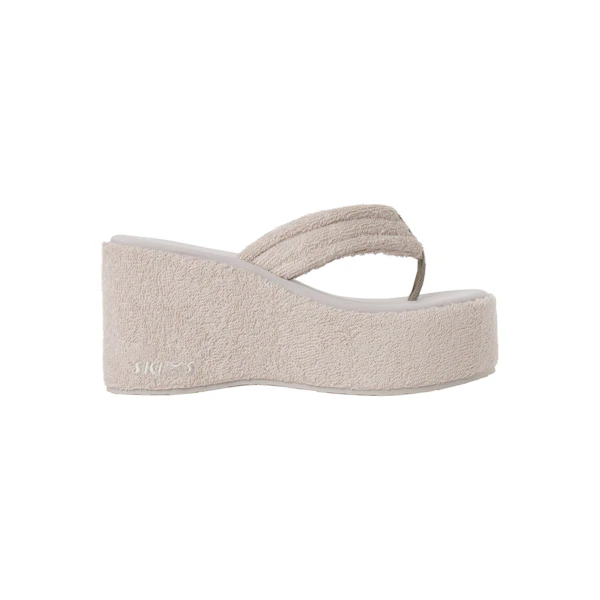 TERRY PLATFORM SANDAL | STONE & LAYS FLAT ON A WHITE BACKGROUND | FLT @ | FOCUS: 0.0, 1.0, 0.9