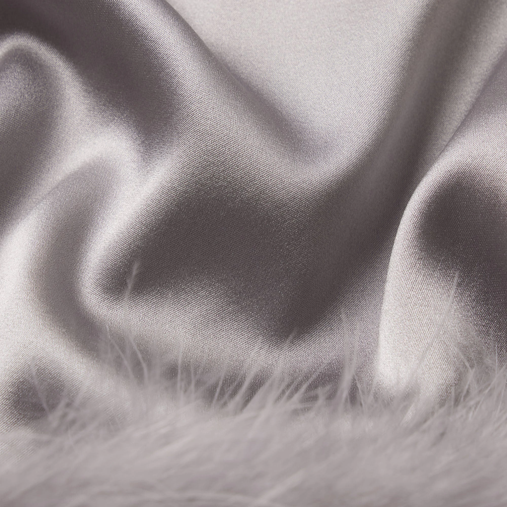 SILK FEATHER TRIM LONG SET | MIRROR ADDITIONAL FABRIC DETAILS