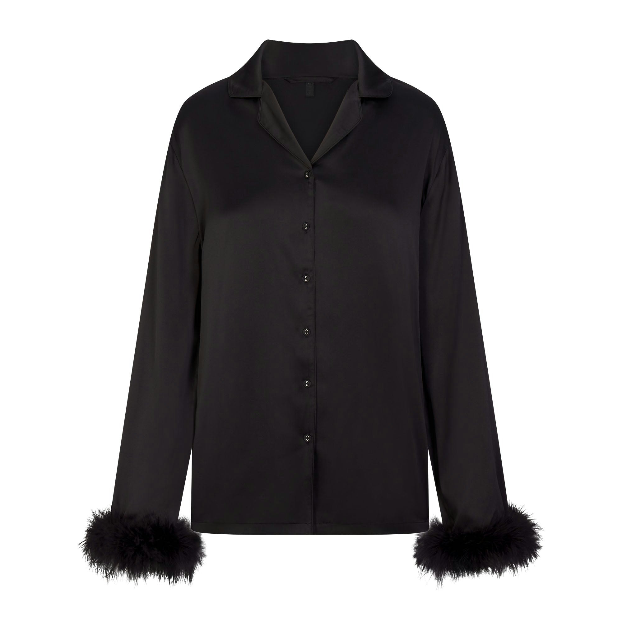 SILK FEATHER TRIM LONG SET | ONYX FLAT ON A WHITE BACKGROUND | FLT