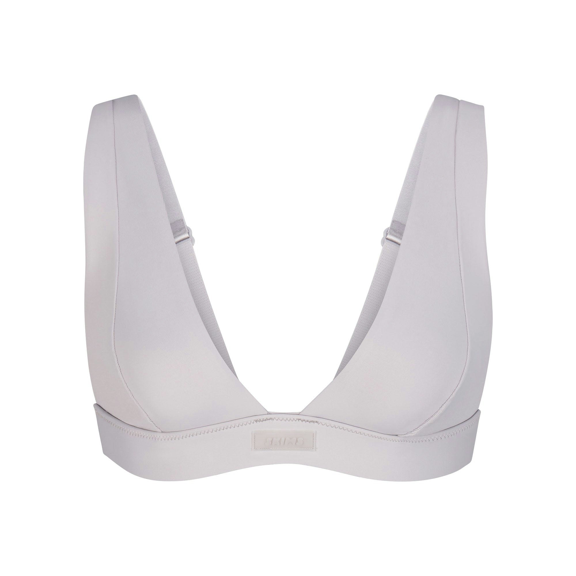 SIGNATURE SWIM PLUNGE BIKINI TOP | CHROME (BIKINI TOPS, SWIM) LAYS FLAT ON A WHITE BACKGROUND | FLT