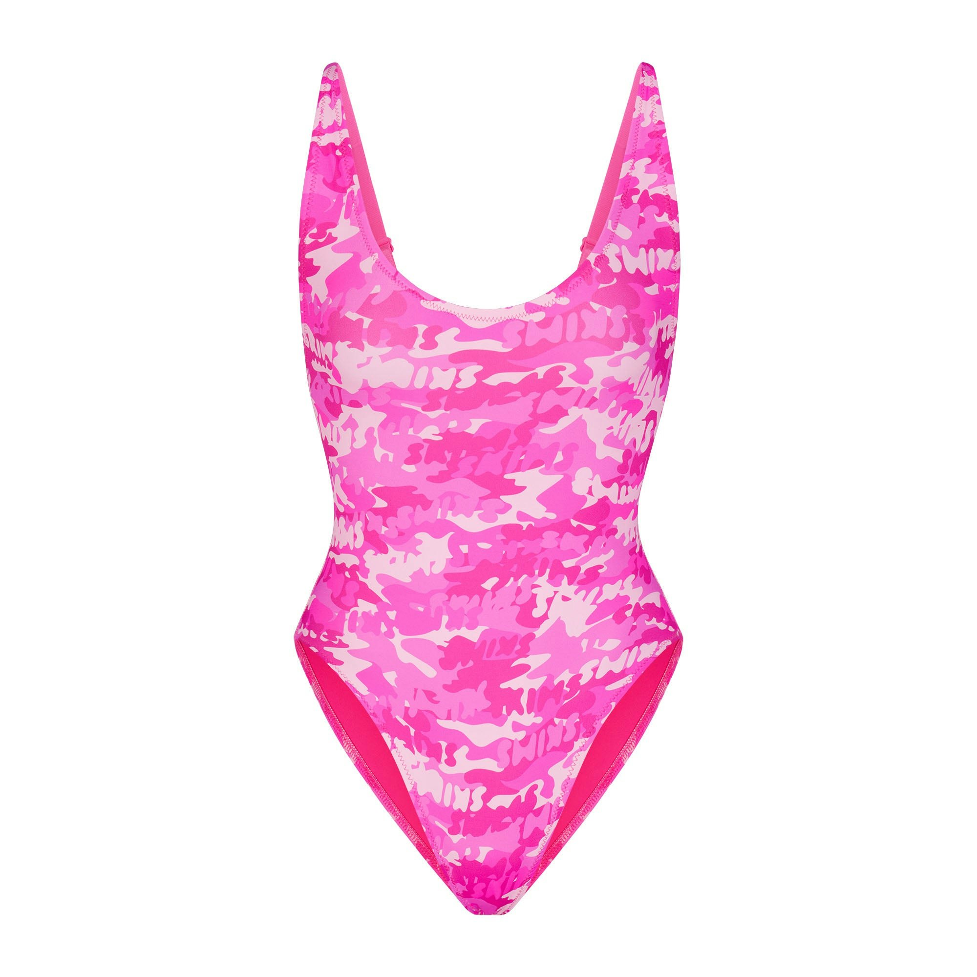 SIGNATURE SWIM SCOOP NECK ONE PIECE | PINK SKIMS CAMO (ONE PIECE SWIMSUITS, SWIM) LAYS FLAT ON A WHITE BACKGROUND | FLT