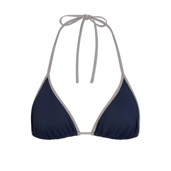 SIGNATURE SWIM TRIANGLE BIKINI TOP | NAVY CONTRAST LAYS FLAT ON A WHITE BACKGROUND | FLT