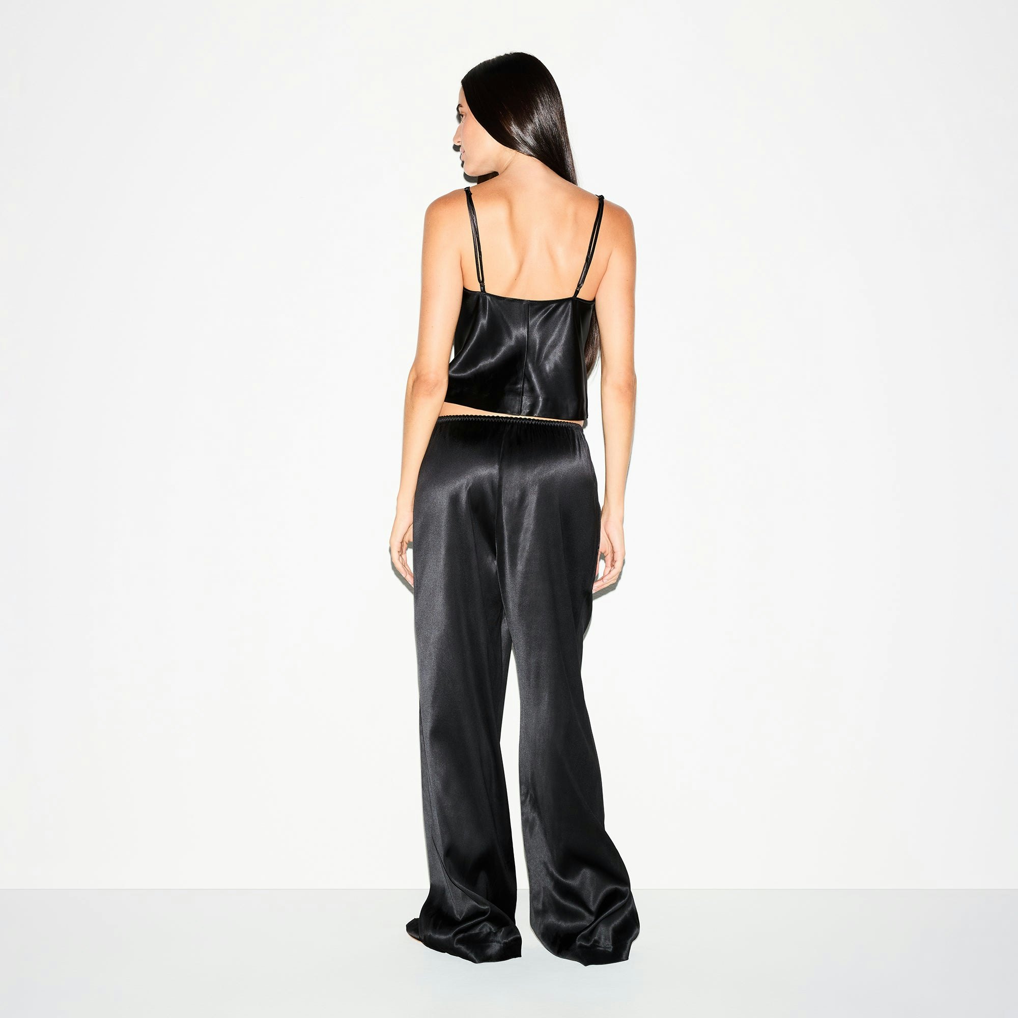 HEAVYWEIGHT SATIN CAMI | ONYX ON A MODEL BACK VIEW @ | FOCUS: 0.0, 1.0, 0.9