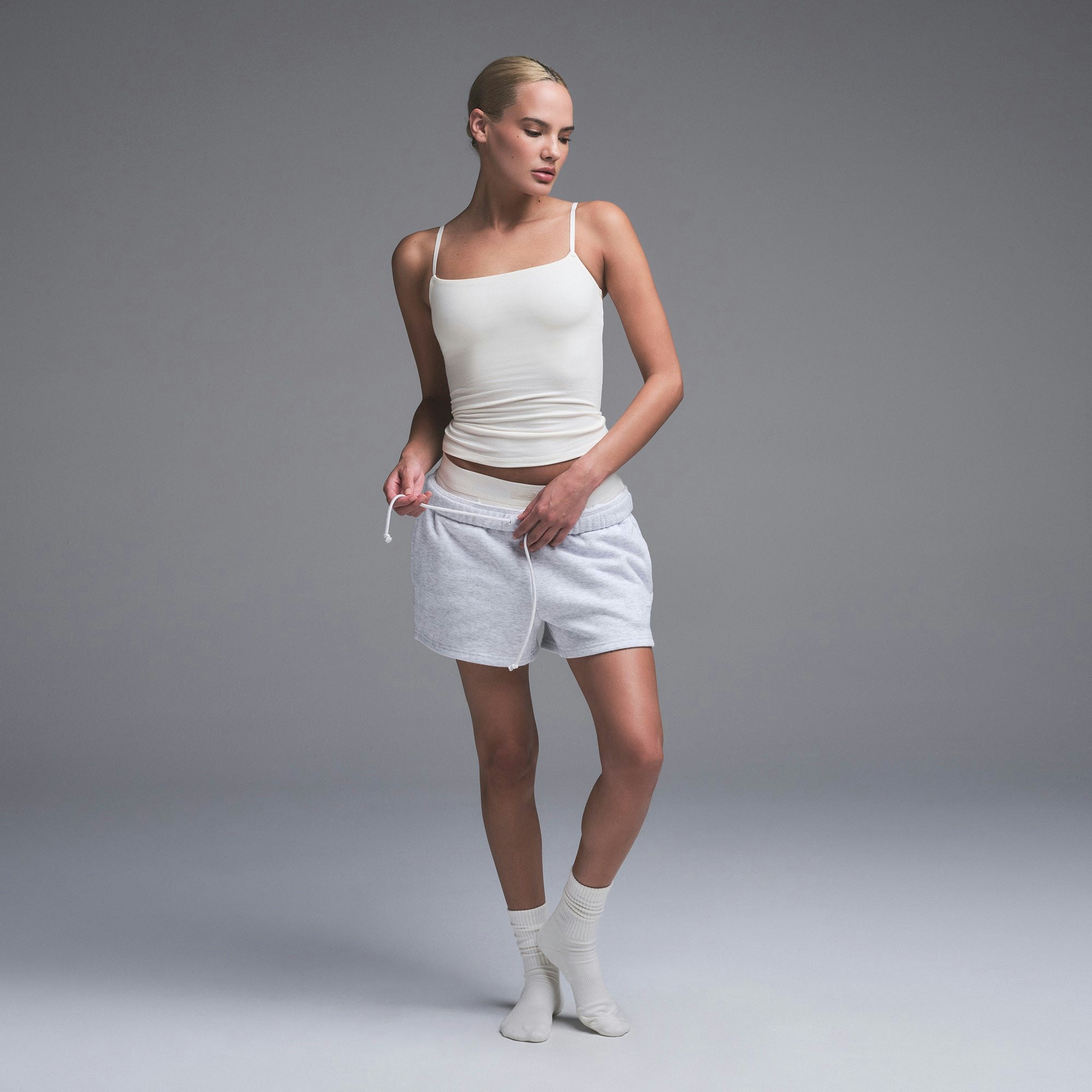 COTTON JERSEY CAMI | MARBLE ON A MODEL FRONT VIEW | FOCUS: 0.0, 1.0, 0.9