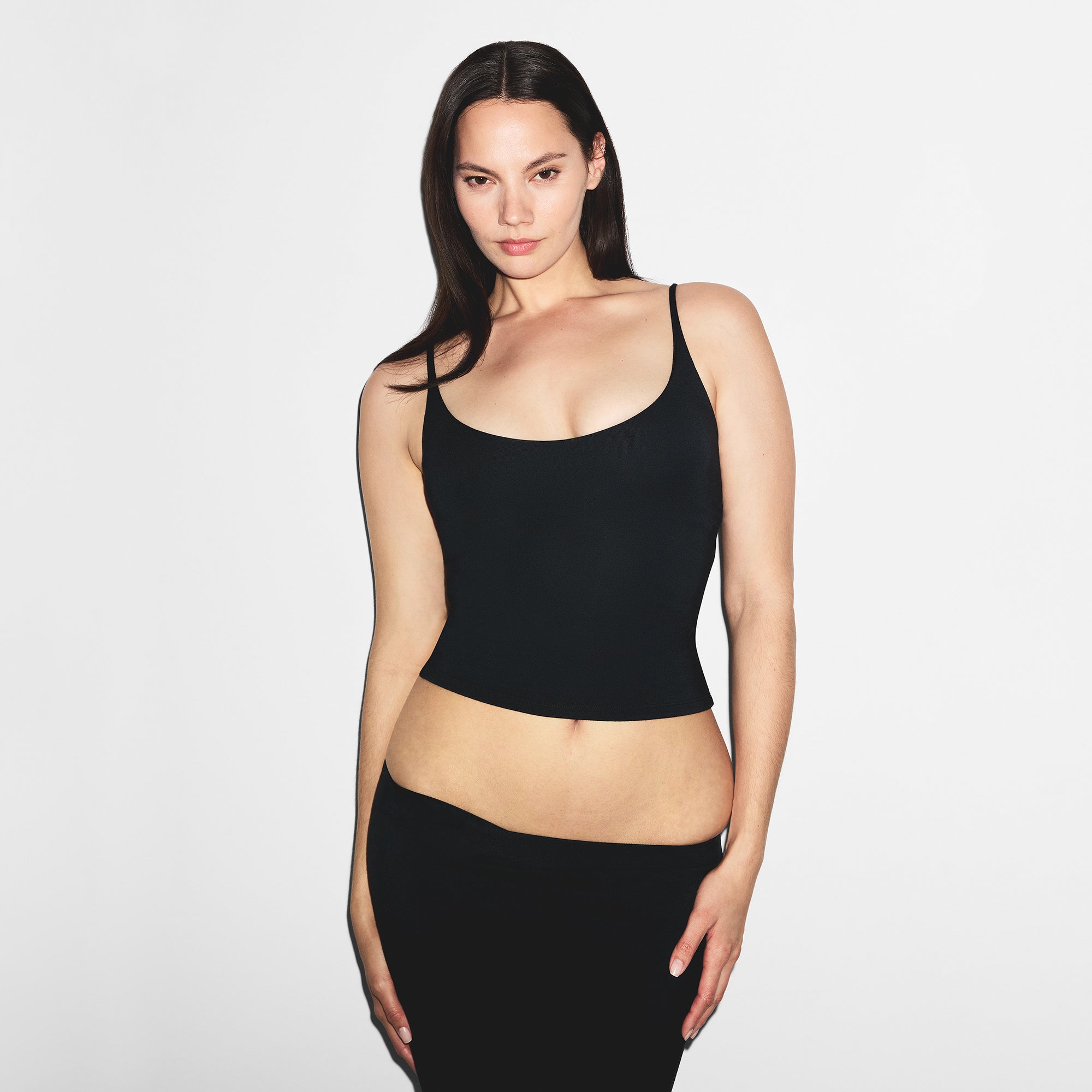CONTOUR NYLON CROPPED CAMI | ONYX