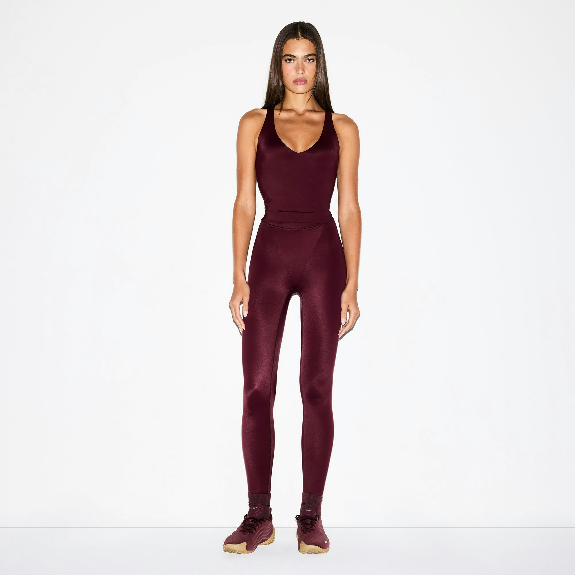 NikeSKIMS SHINE V-NECK TANK | CURRANT ON A MODEL FRONT VIEW @ | FOCUS: 0.0, 1.0, 0.9