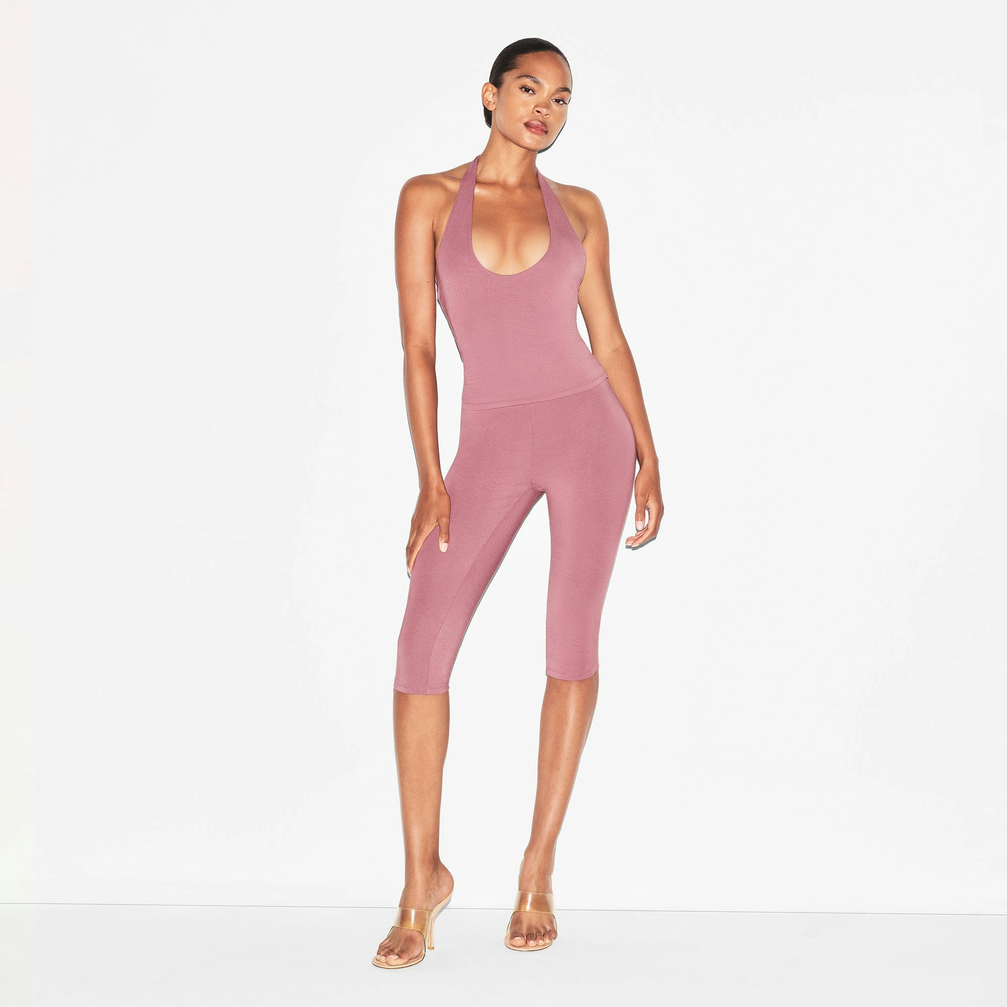 SMOOTH LAYERS HALTER TOP | REDWOOD ON A MODEL FRONT VIEW | FOCUS: 0.0, 1.0, 0.9