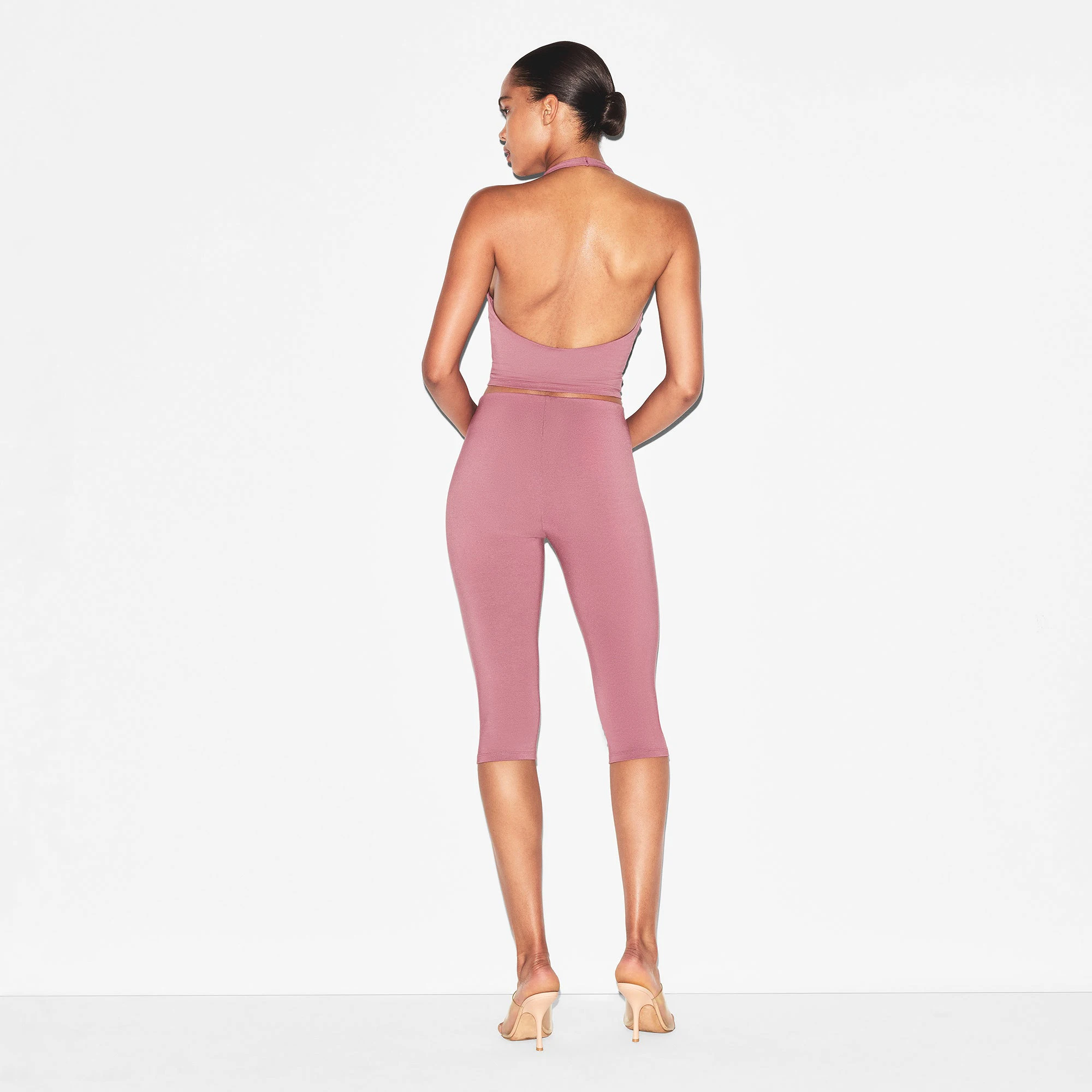 SMOOTH LAYERS HALTER TOP | REDWOOD ON A MODEL BACK VIEW | FOCUS: 0.0, 1.0, 0.9