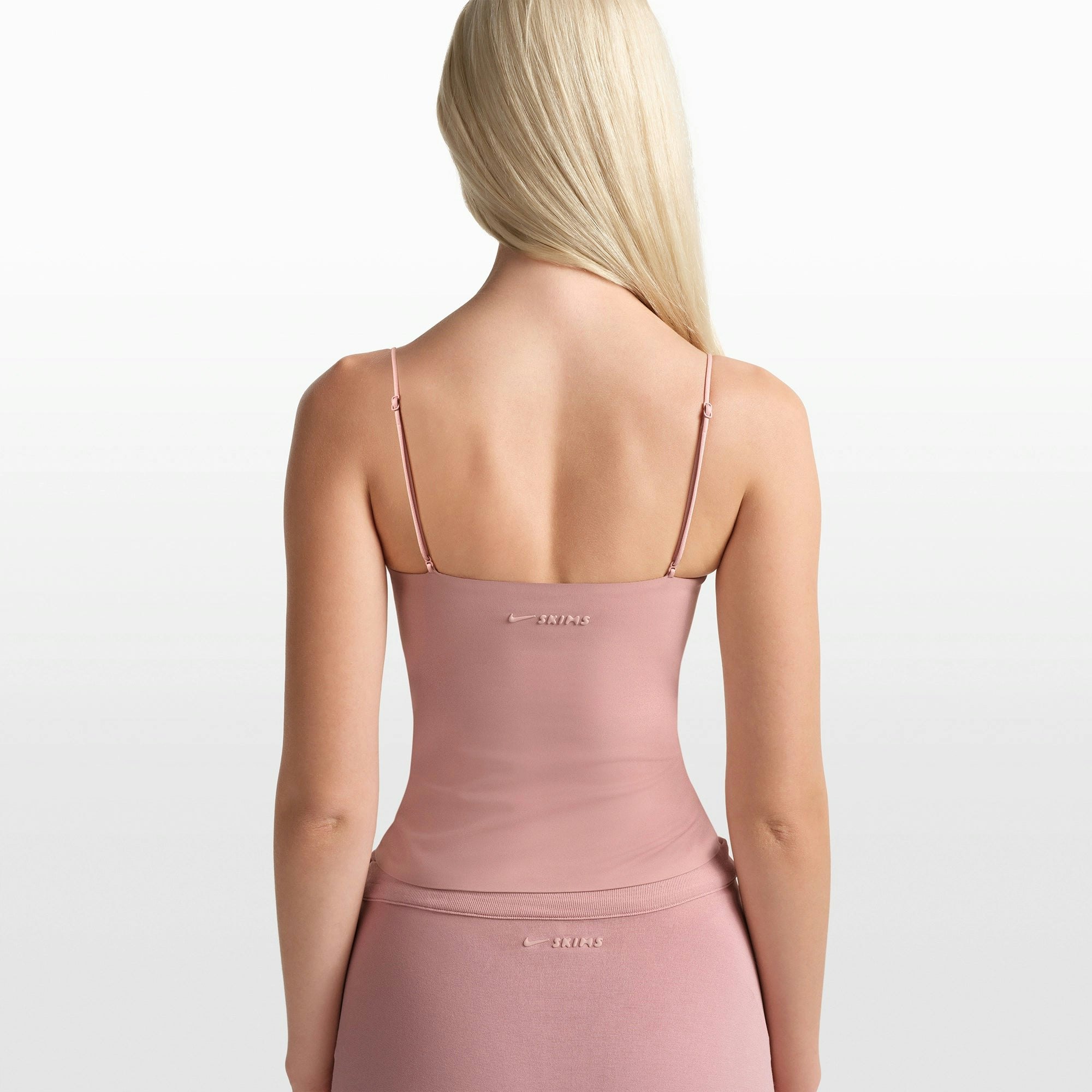 NikeSKIMS MATTE SHIRRED FRONT TANK | HIMALAYAN ON A MODEL FRONT VIEW @ | FOCUS: 0.0, 1.0, 0.9