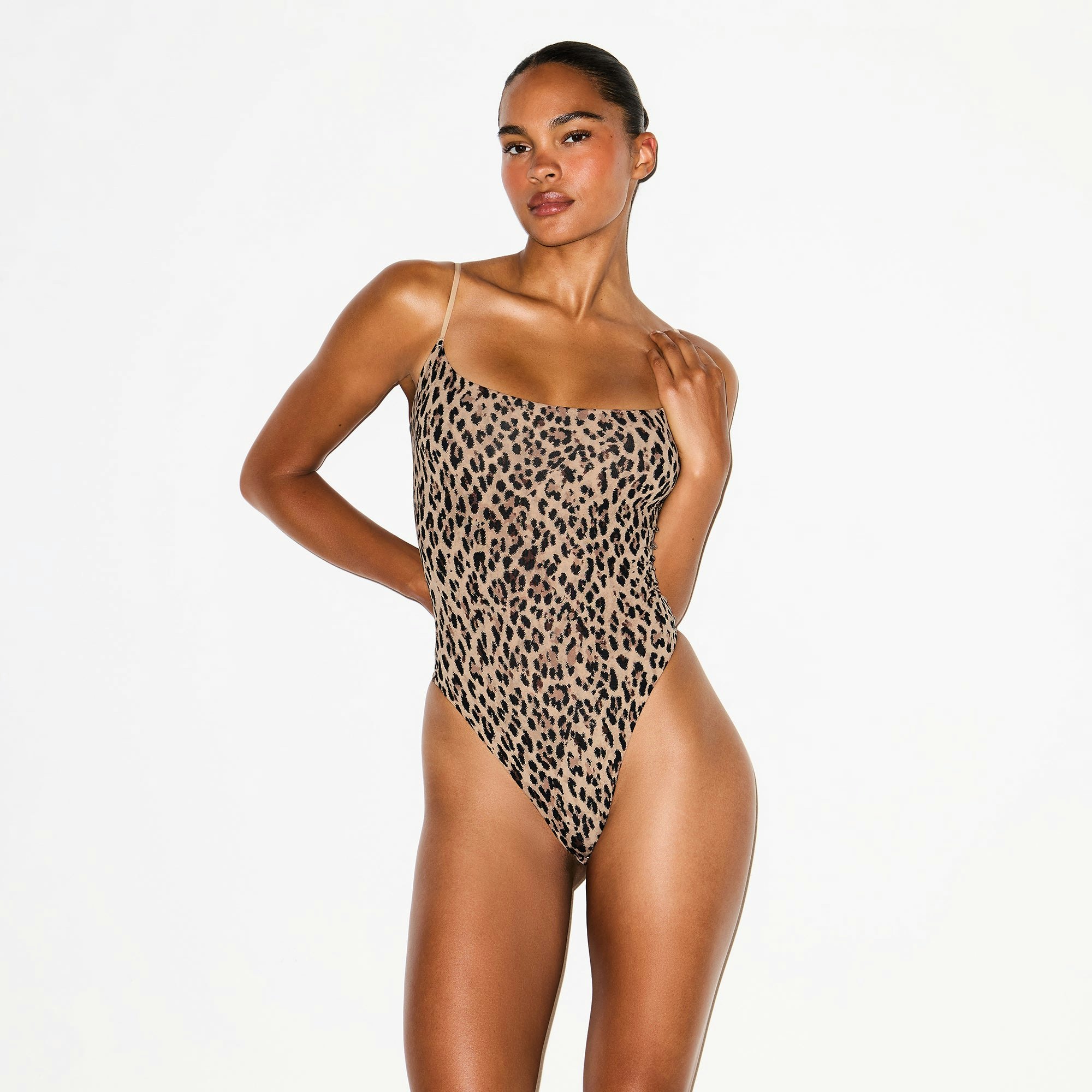 FITS EVERYBODY CAMI BODYSUIT | SIENNA JAGUAR PRINT ON A MODEL FRONT VIEW @ | FOCUS: 0.0, 1.0, 0.9