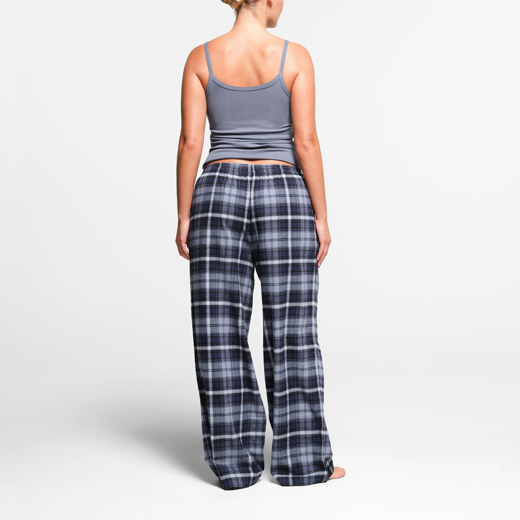 DROP NEEDLE LONG TANK | STEEL BLUE ON A MODEL BACK VIEW