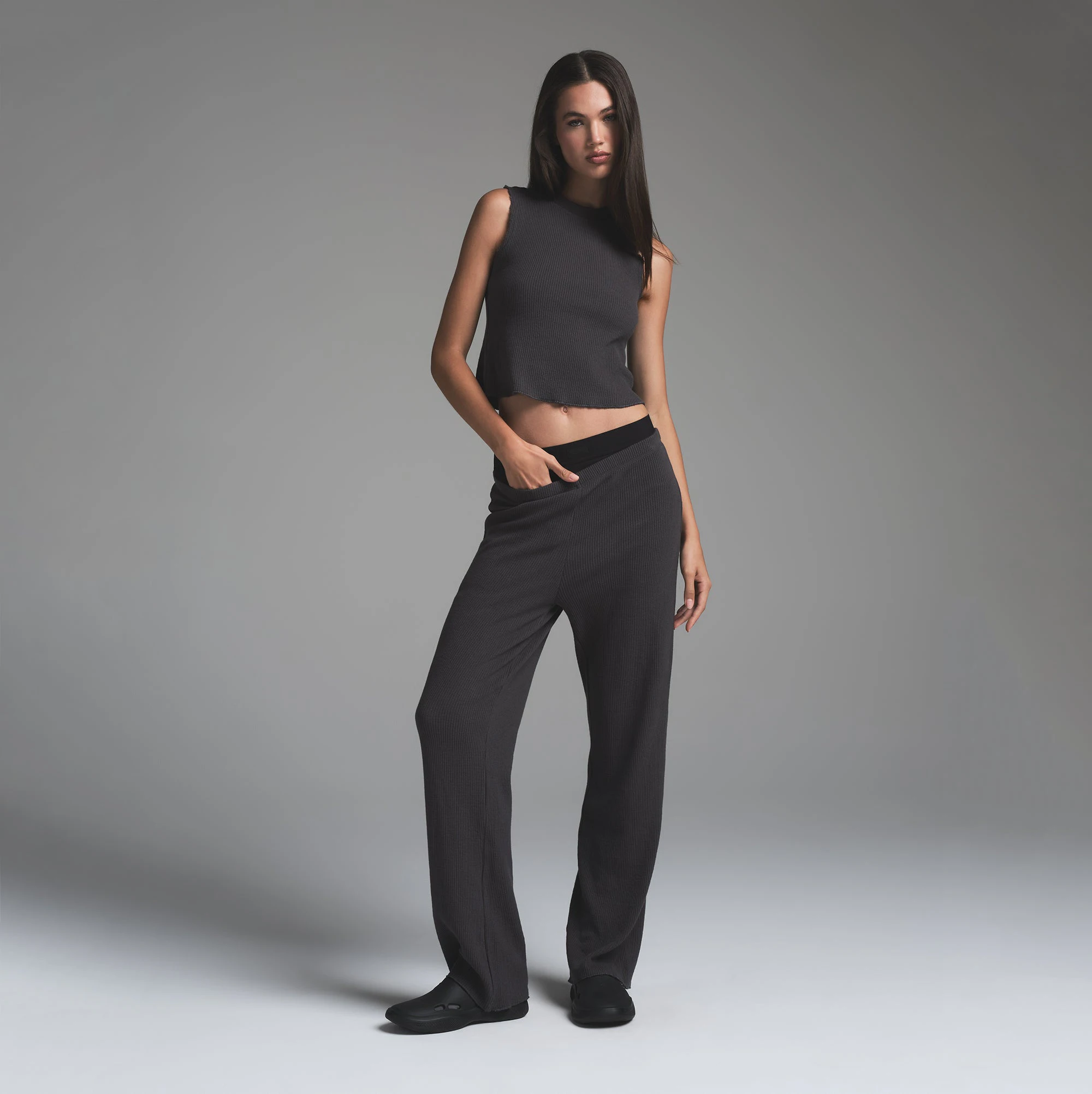 HEAVY WAFFLE CROPPED TANK | ASH ON A MODEL FRONT VIEW | FOCUS: 0.0, 1.0, 0.9