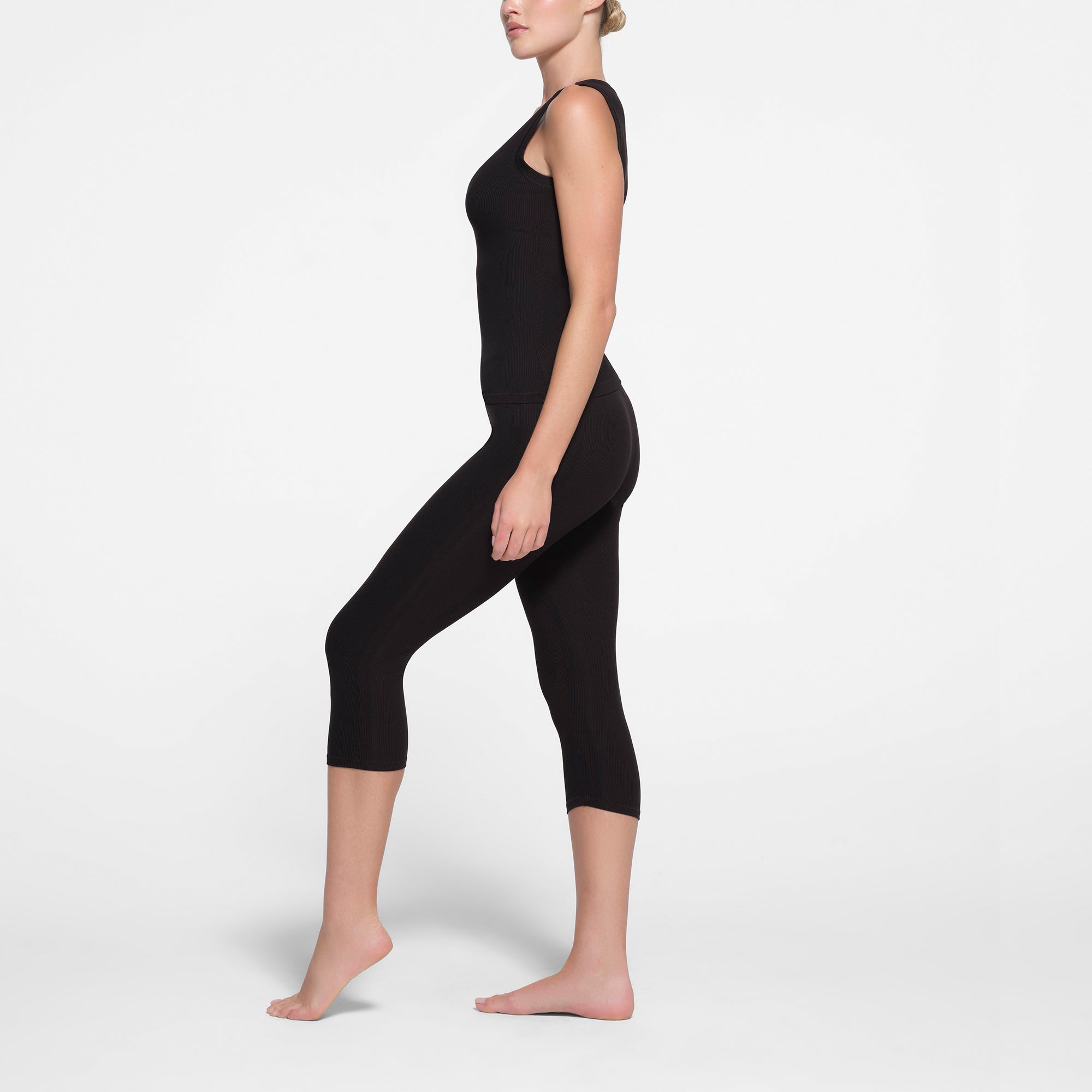 SOFT LOUNGE DEEP PLUNGE TANK | ONYX | XXS