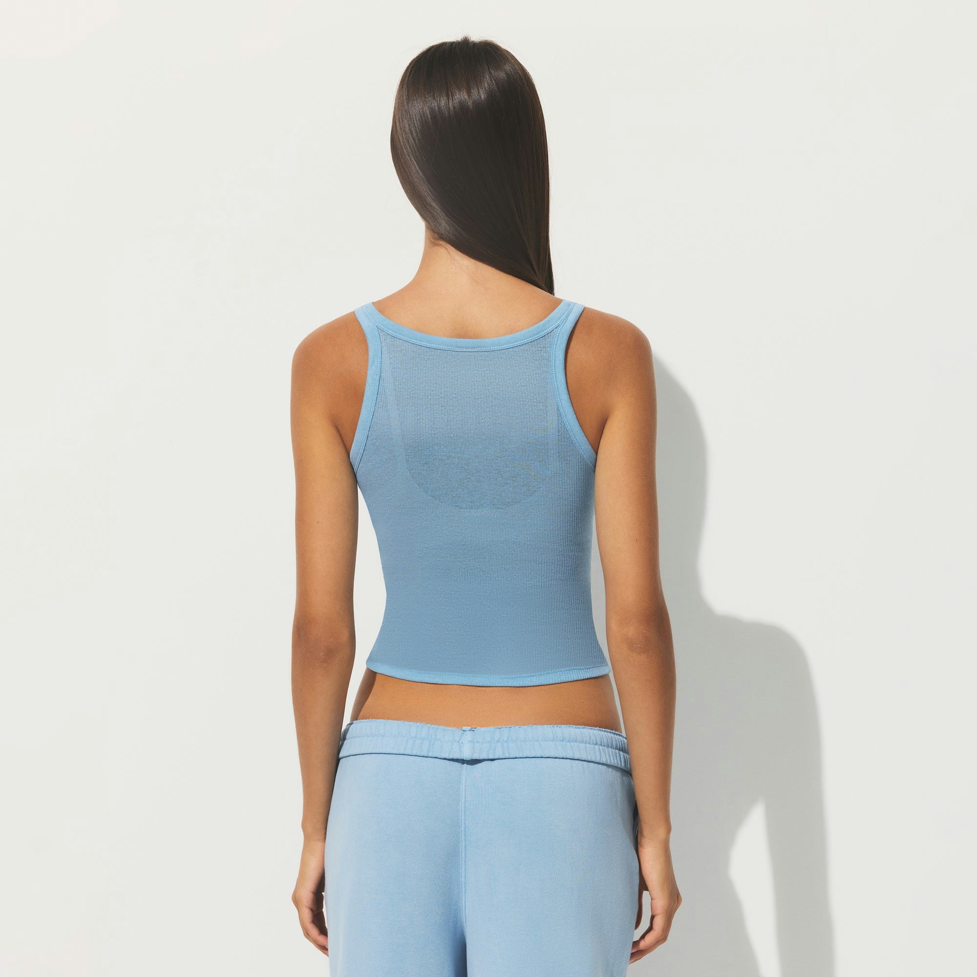 SHEER COTTON TANK | BLUE BELL ON A MODEL SIDE VIEW | FOCUS: 0.0, 1.0, 0.9