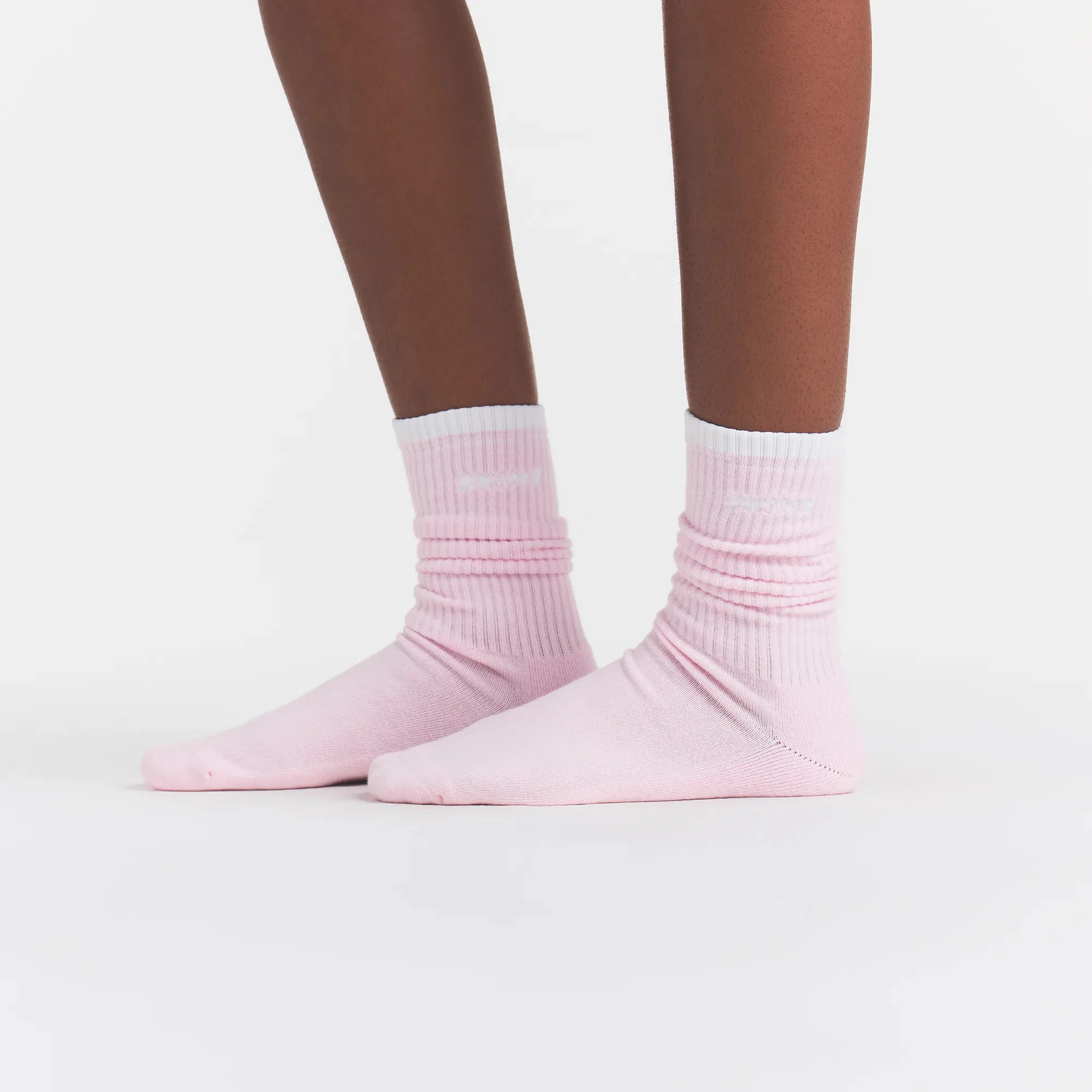 RIBBED CREW LOGO SOCK 3-PACK | CHERRY BLOSSOM MULTI & LAYS FLAT ON A WHITE BACKGROUND | FLT