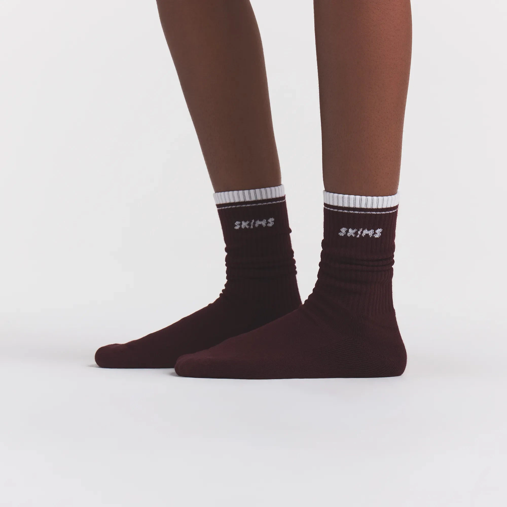RIBBED CREW LOGO SOCK 3-PACK | CURRANT SNOW MULTI & LAYS FLAT ON A WHITE BACKGROUND | FLT