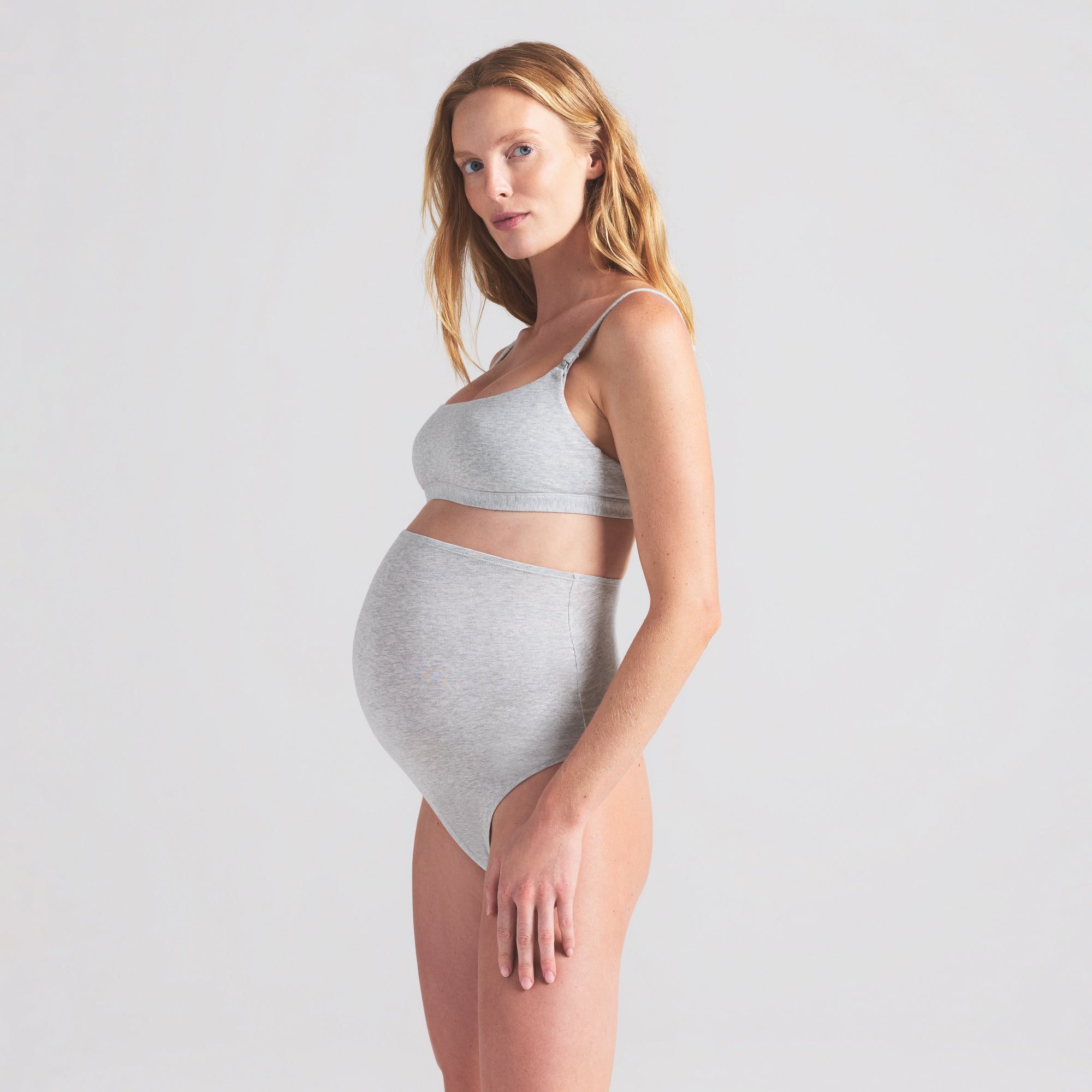 skims マタニティ ナーシング スクープ ブラレット FITS EVERYBODY MATERNITY NURSING SCOOP BRALETTE | SAND