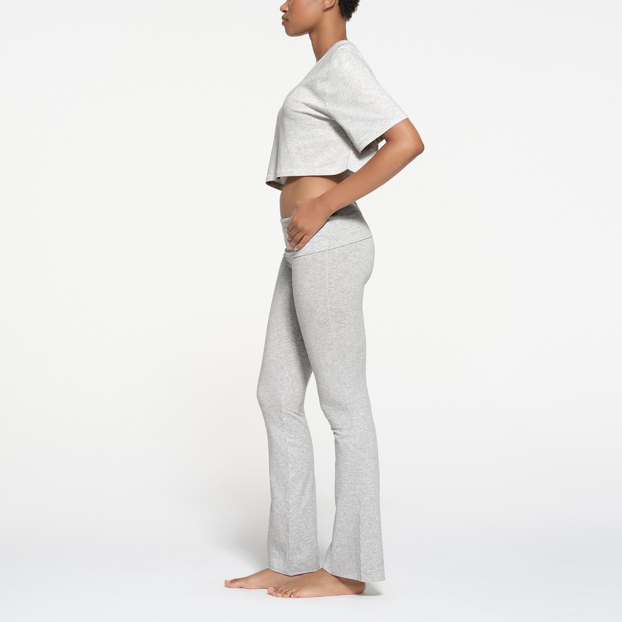 RELAXED TEES OVERSIZED CROPPED T-SHIRT | LIGHT HEATHER GREY