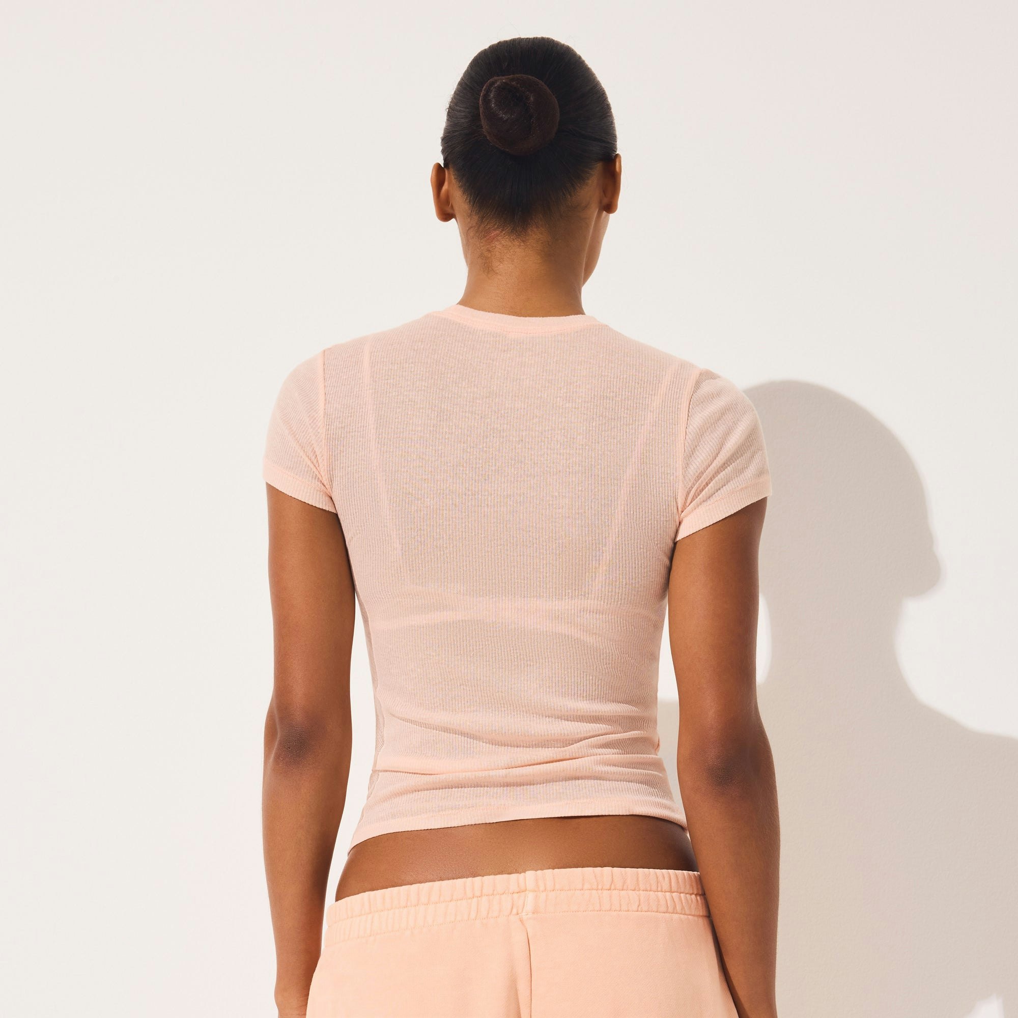 SHEER COTTON T-SHIRT | VILLA ON A MODEL SIDE VIEW | FOCUS: 0.0, 1.0, 0.9