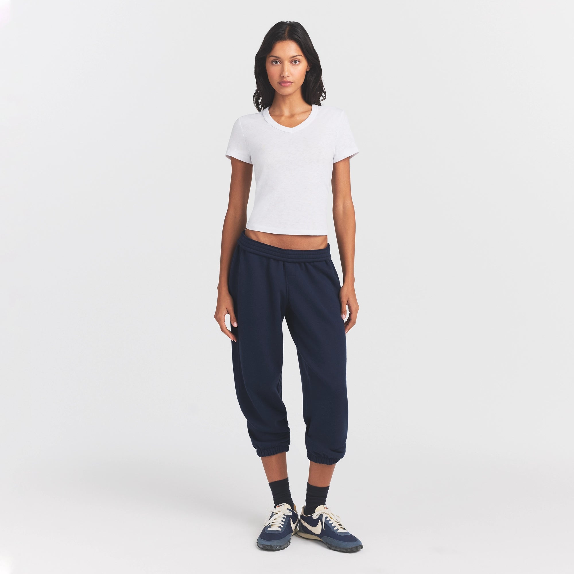 WORN IN JERSEY BABY V NECK TEE | SNOW ON A MODEL FRONT VIEW