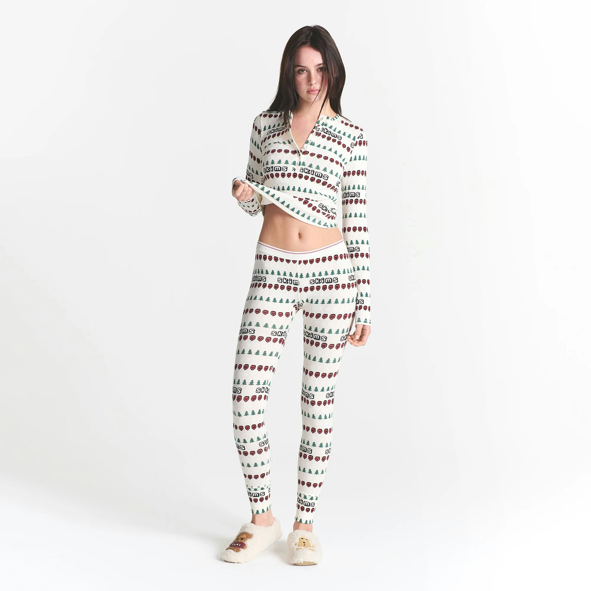 CACTUS PLANT FLEA MARKET X SKIMS COTTON RIB HENLEY AND LEGGING SET | MARBLE PINE FAIR ISLE ON A MODEL FRONT VIEW @ | FOCUS: 0.0, 1.0, 0.9