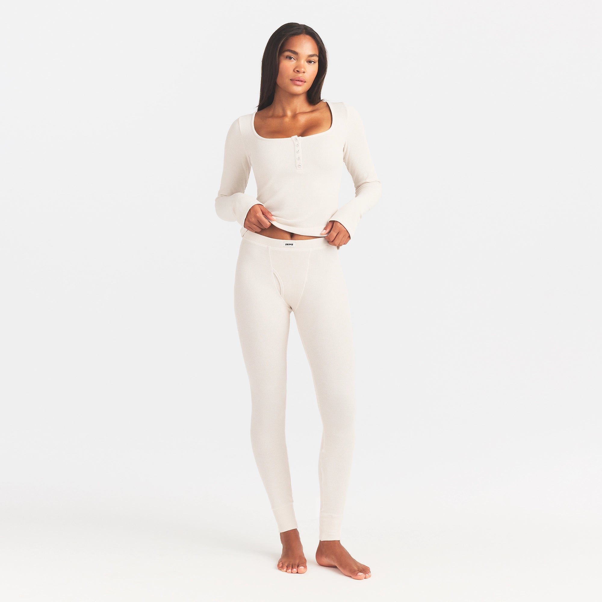 WAFFLE HENLEY AND LEGGING SLEEP SET | BUFF ON A MODEL FRONT VIEW @ | FOCUS: 0.0, 1.0, 0.9