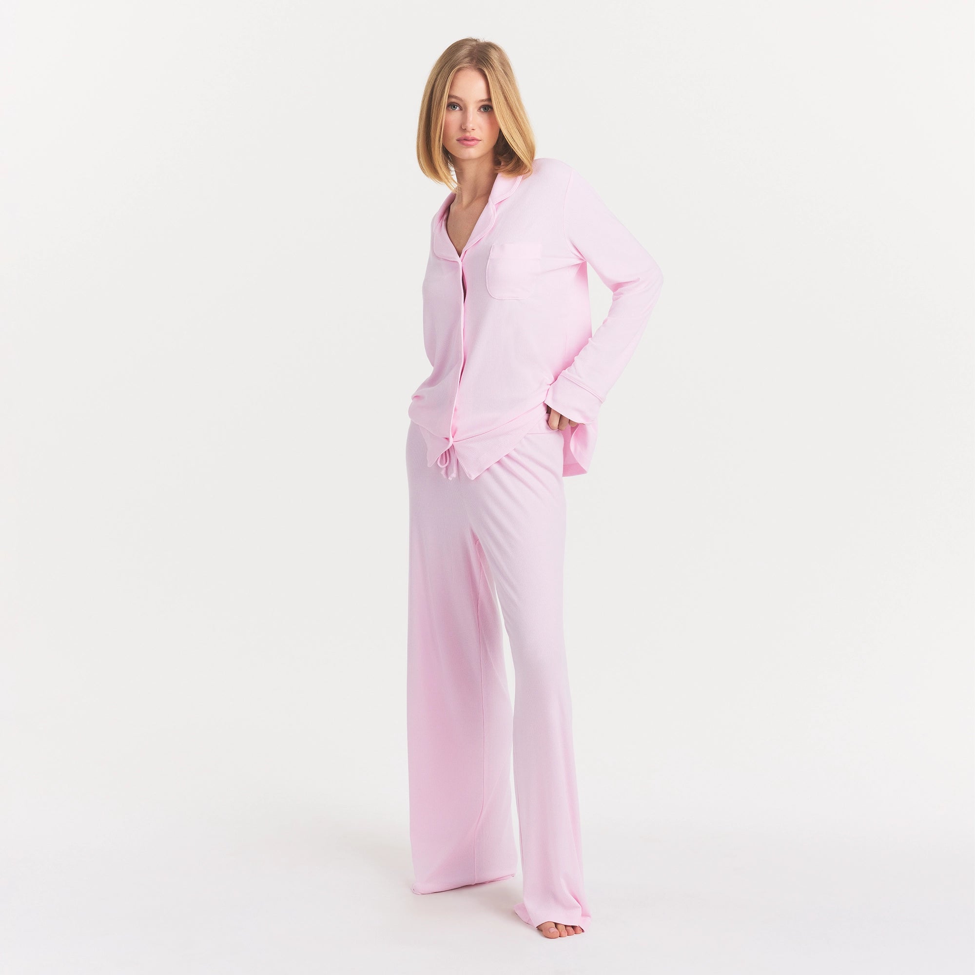SOFT LOUNGE LONG SLEEVE AND PANT SLEEP SET | CHERRY BLOSSOM ON A MODEL SIDE VIEW @ | FOCUS: 0.0, 1.0, 0.9