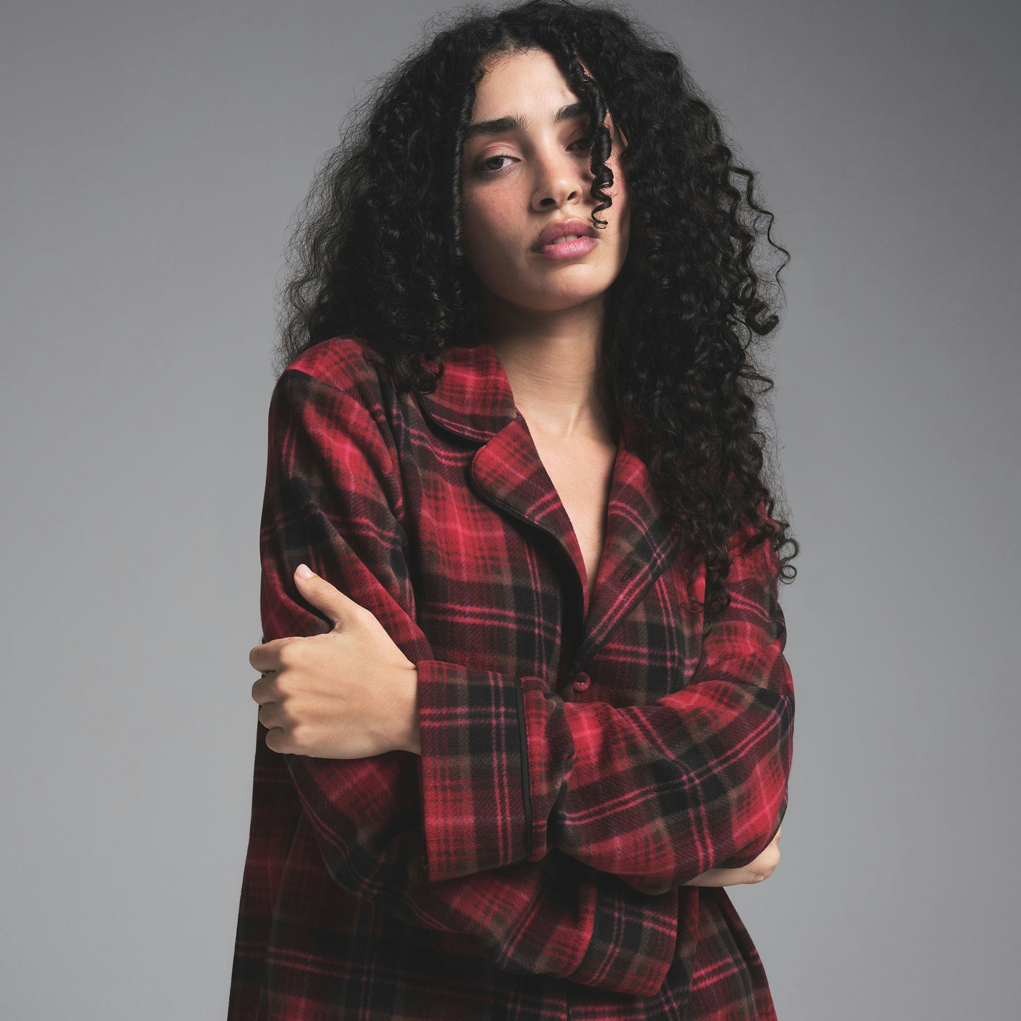 FLEECE SLEEP UNISEX SLEEP SET | CRANBERRY PLAID ON A MODEL SIDE VIEW