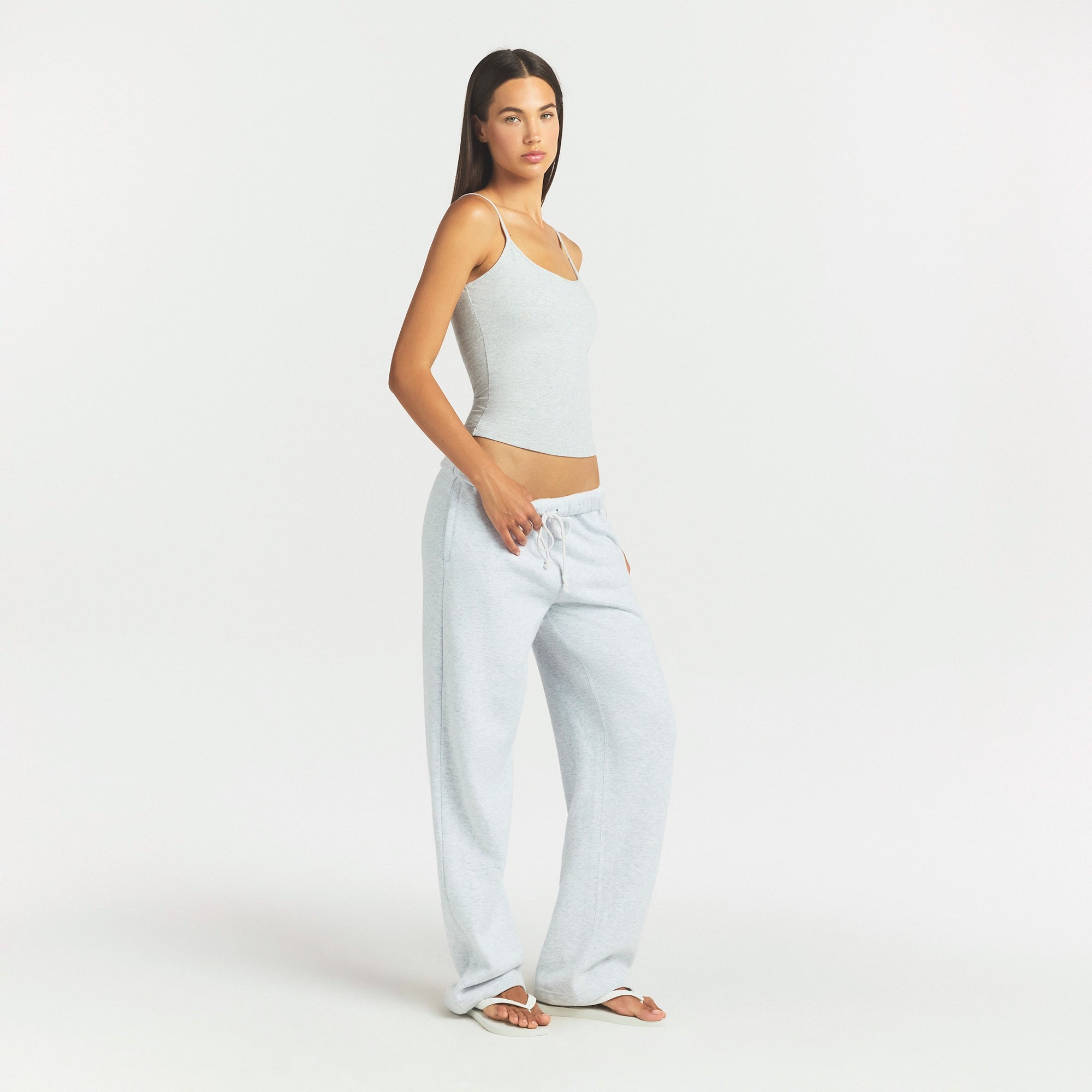 COTTON FLEECE CLASSIC STRAIGHT LEG PANT | LIGHT HEATHER GREY ON A MODEL SIDE VIEW @ | FOCUS: 0.0, 1.0, 0.9