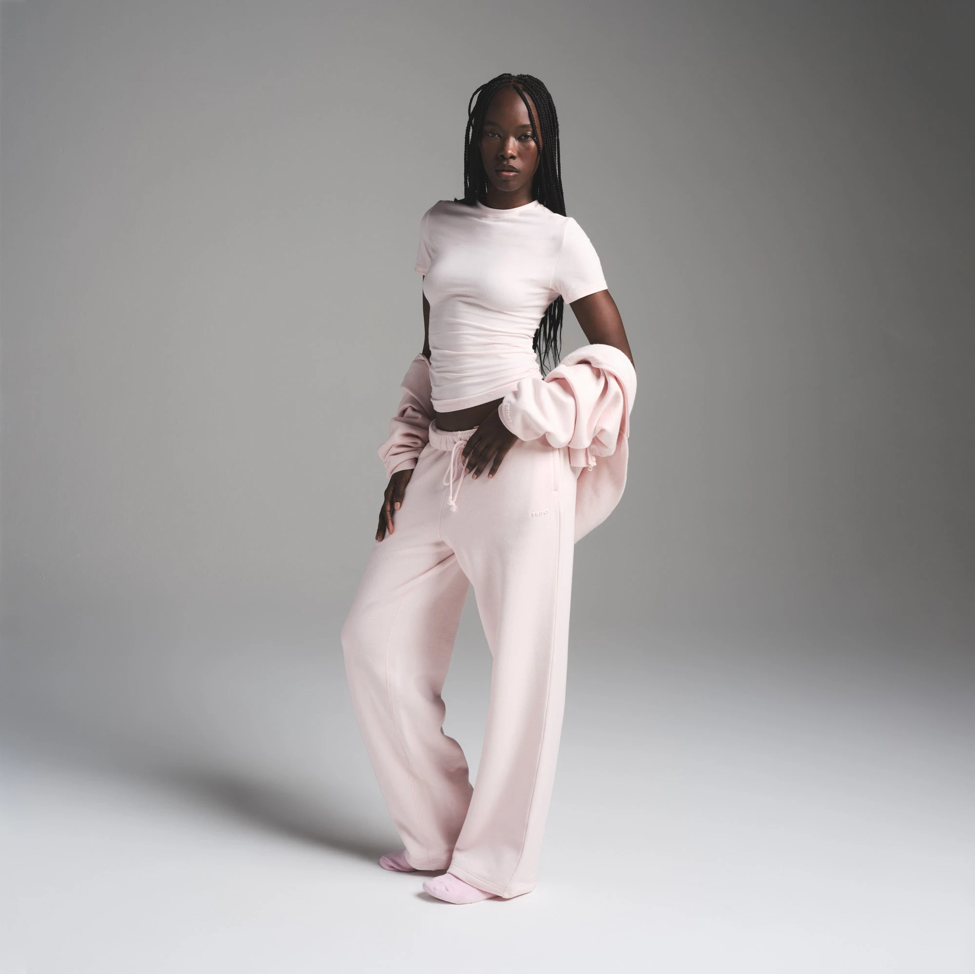 COTTON FLEECE CLASSIC STRAIGHT LEG PANT | BARELY PINK ON A MODEL FRONT VIEW | FOCUS: 0.0, 1.0, 0.9