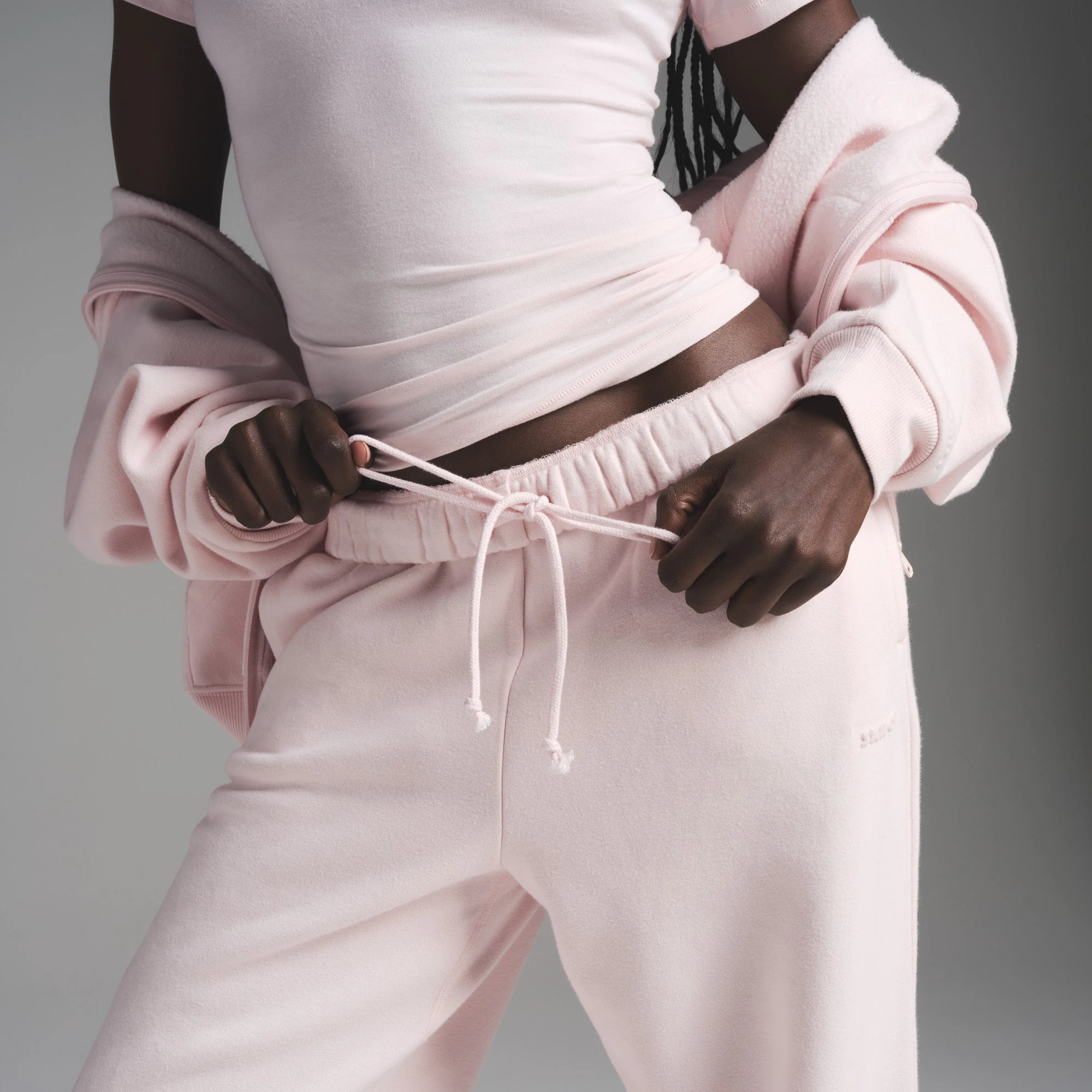 COTTON FLEECE CLASSIC STRAIGHT LEG PANT | BARELY PINK ON A MODEL FRONT VIEW | FOCUS: 0.0, 1.0, 0.9