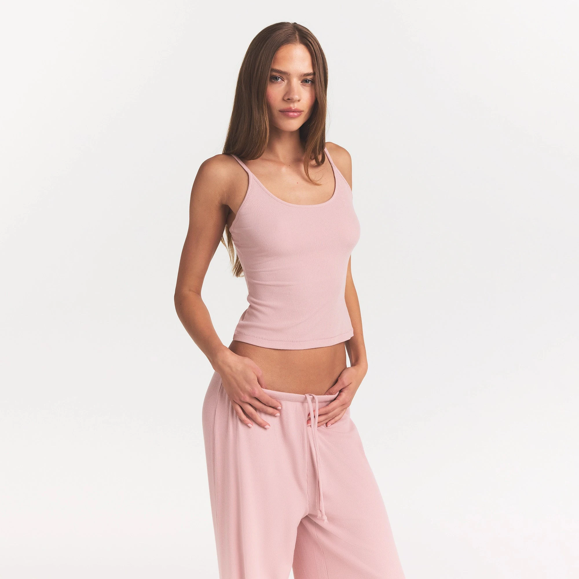 SOFT LOUNGE TANK SLEEP SET | MORGANITE ON A MODEL FRONT VIEW @ | FOCUS: 0.0, 1.0, 0.9