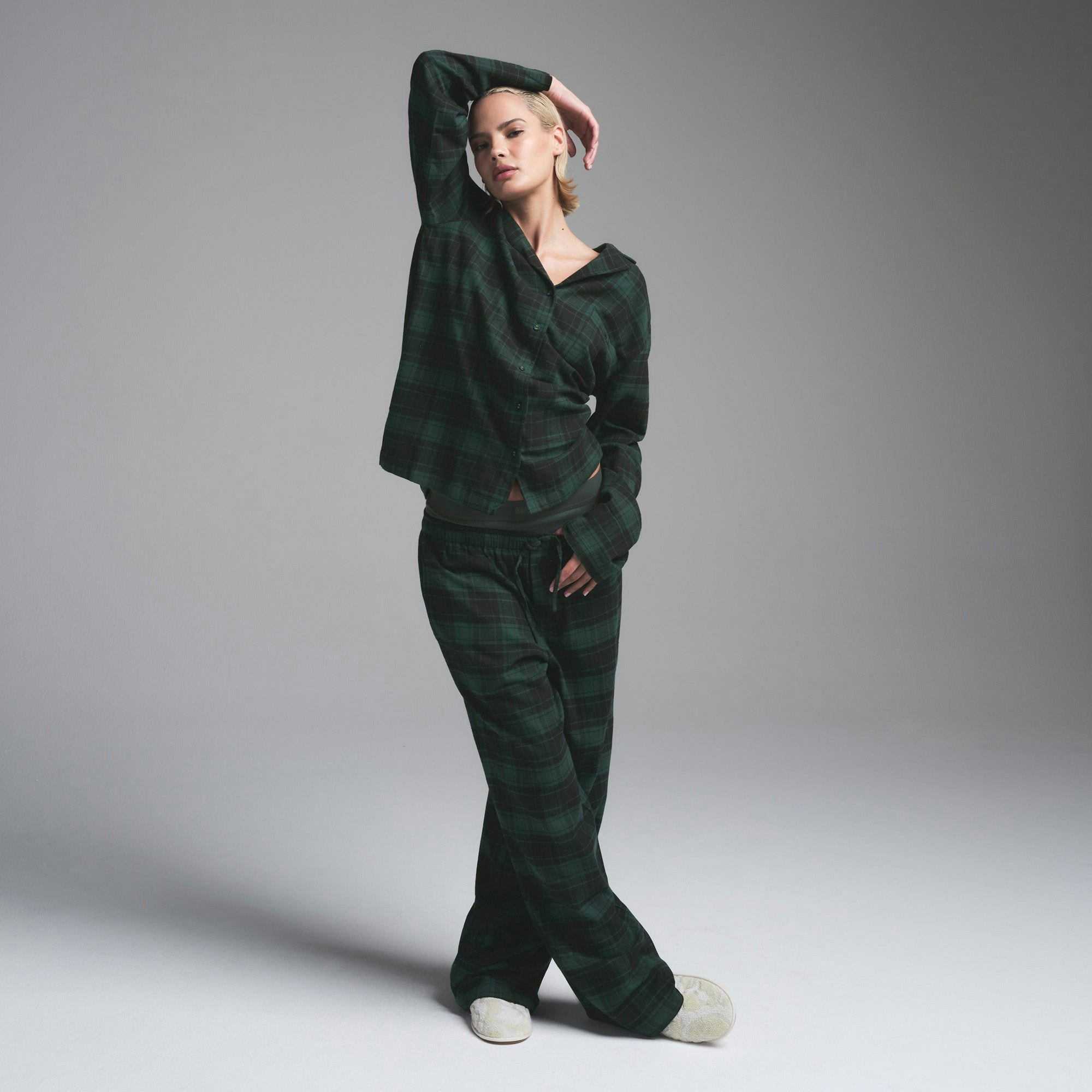 FLANNEL SLEEP LONG SLEEP SET | CYPRESS PLAID ON A MODEL FRONT VIEW