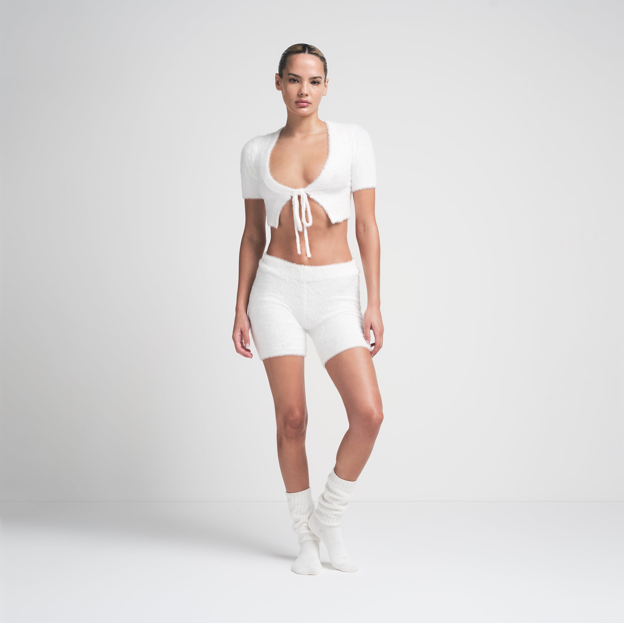 Skims Women s Crop Top and Short Set White Short Sleeve Tops