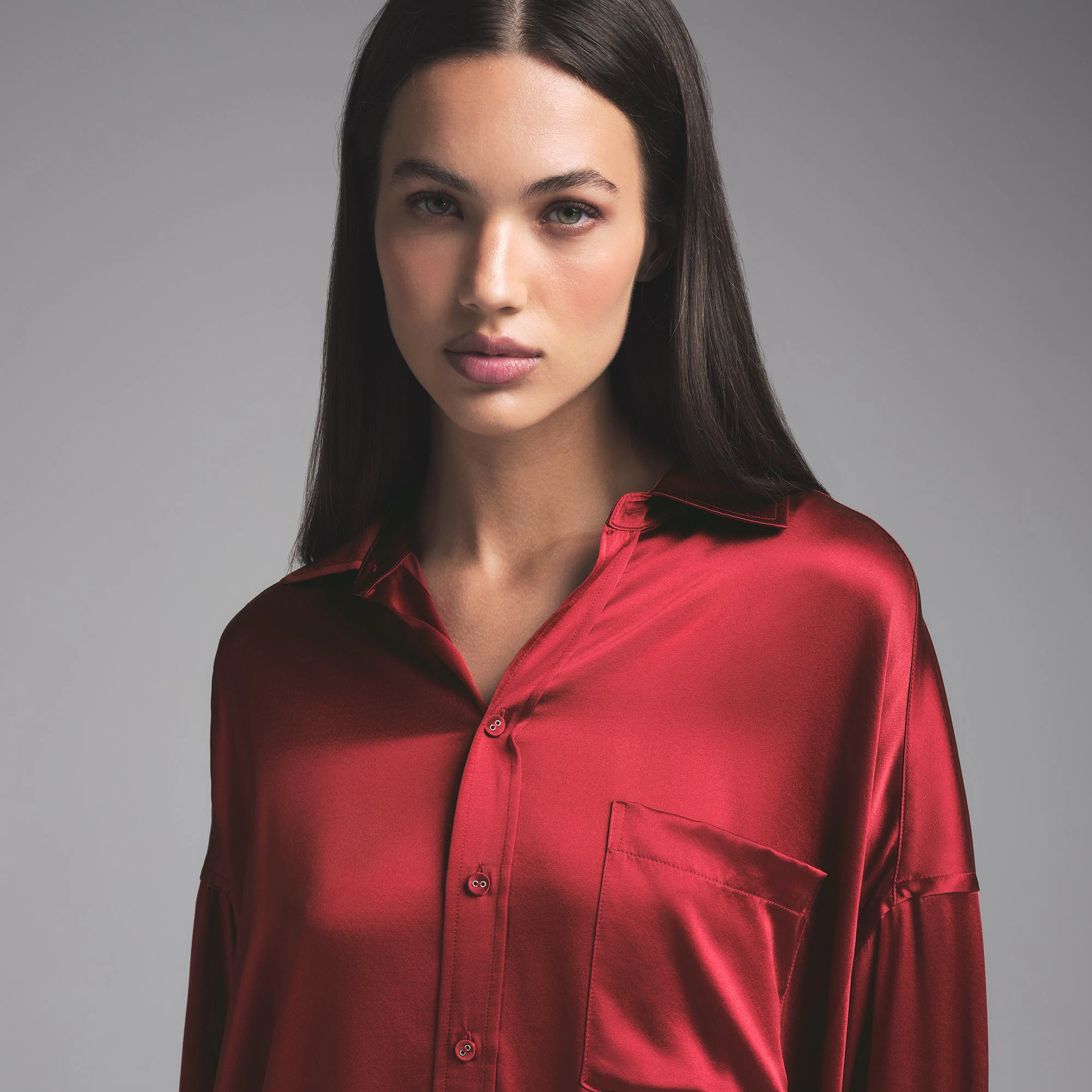 SILK OVERSIZED LONG SLEEP SET | BRICK ON A MODEL SIDE VIEW