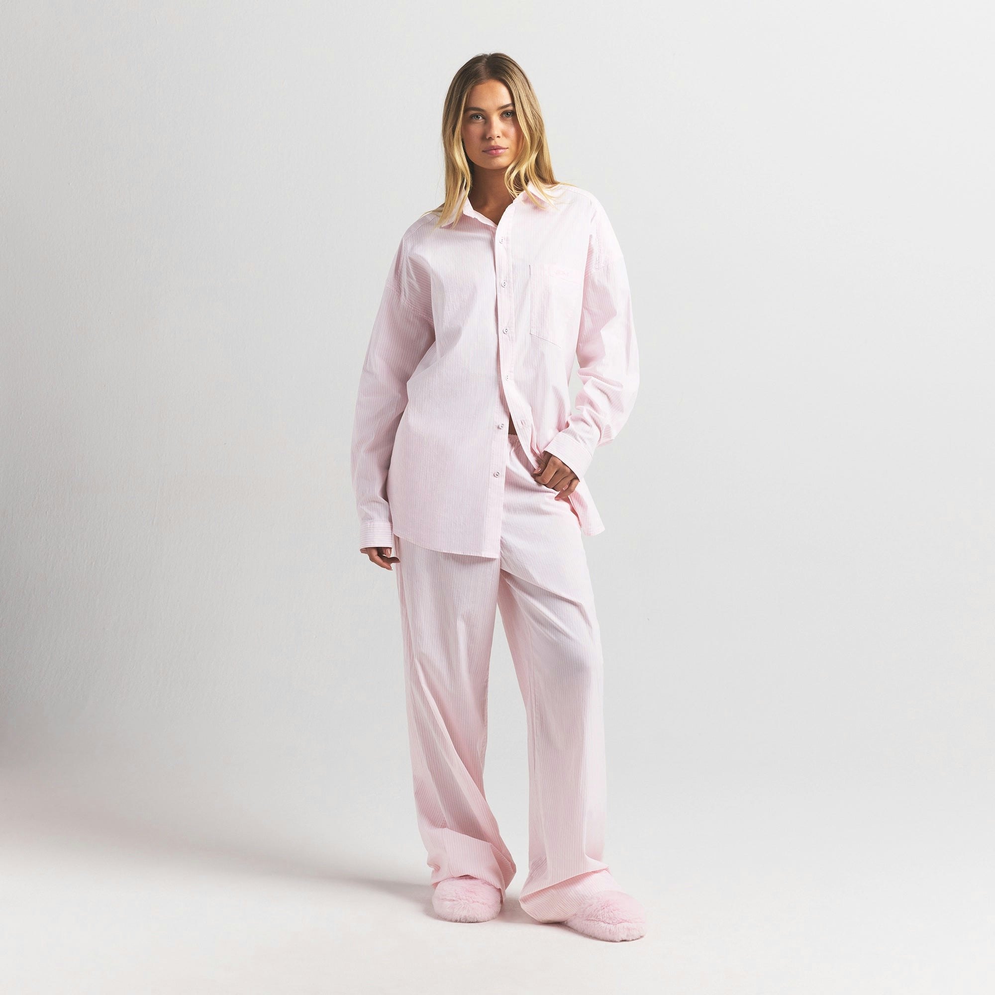 COTTON POPLIN OVERSIZED SLEEP SET | CHERRY BLOSSOM STRIPE ON A MODEL FRONT VIEW @ | FOCUS: 0.0, 1.0, 0.9