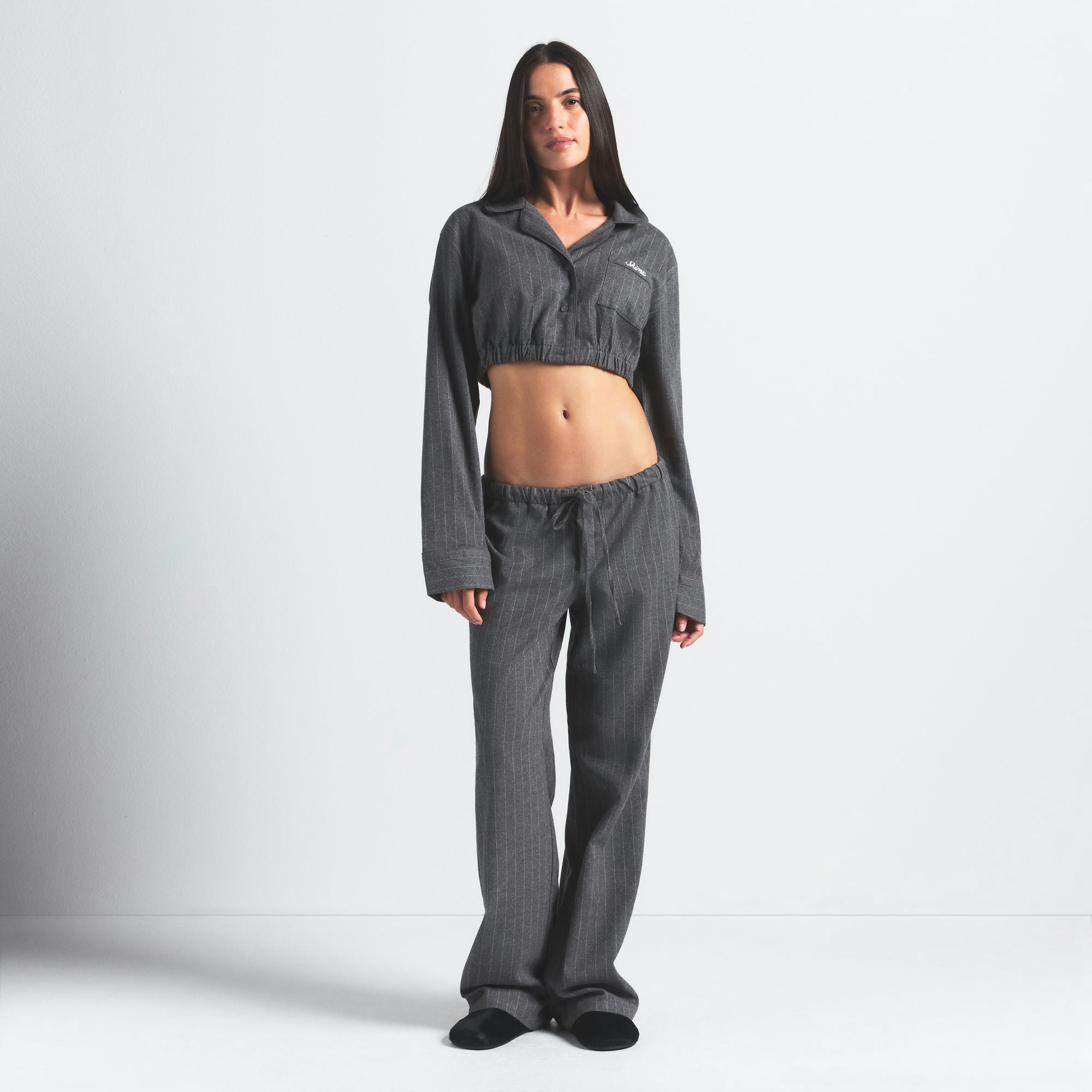 HEAVY FLANNEL CROPPED SLEEP SET | HEATHER GREY STRIPE ON A MODEL FRONT VIEW @ | FOCUS: 0.0, 1.0, 0.9