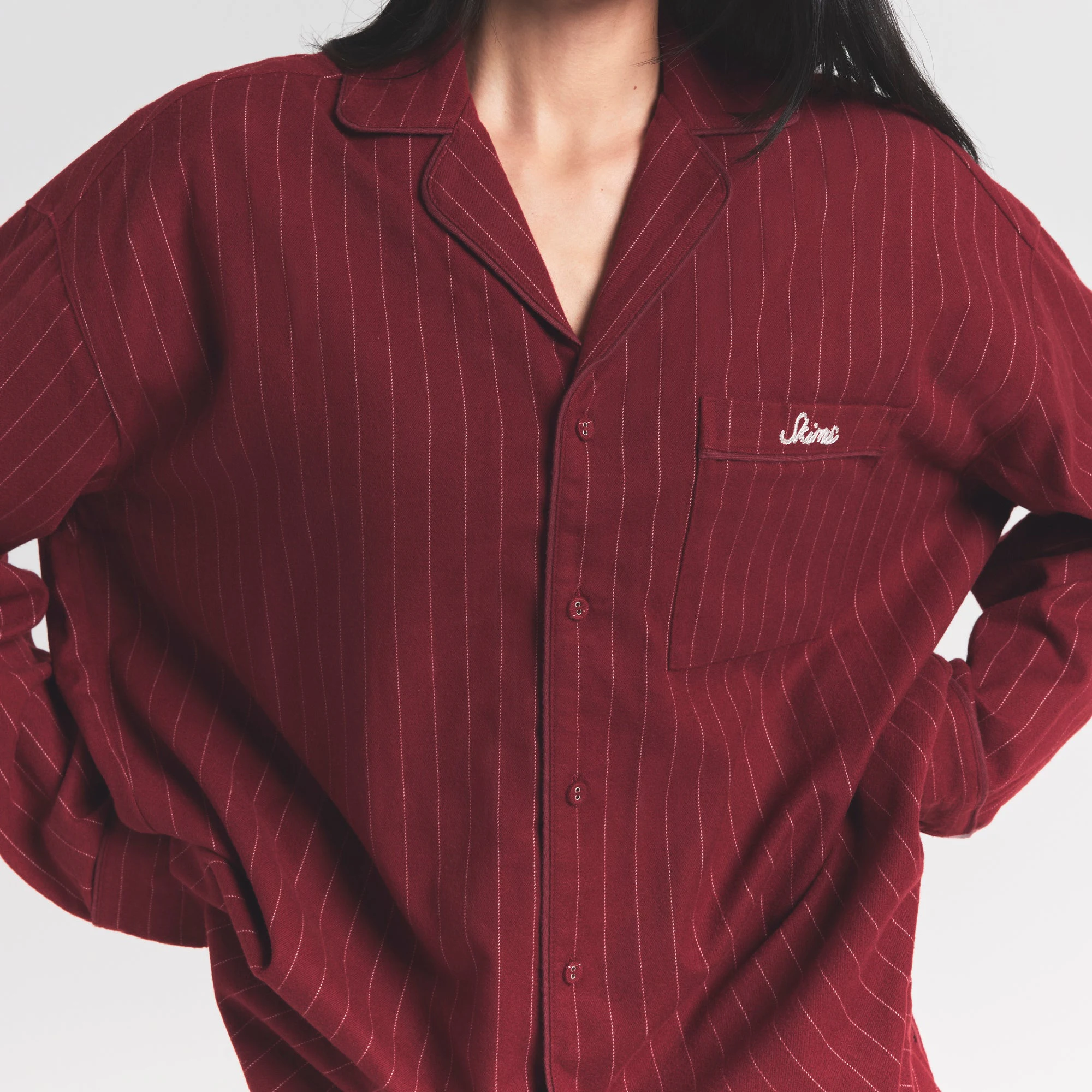 HEAVY FLANNEL SLEEP SET | MERLOT STRIPE ON A MODEL FRONT VIEW ON A MODEL FRONT VIEW @ | FOCUS: 0.0, 1.0, 0.9