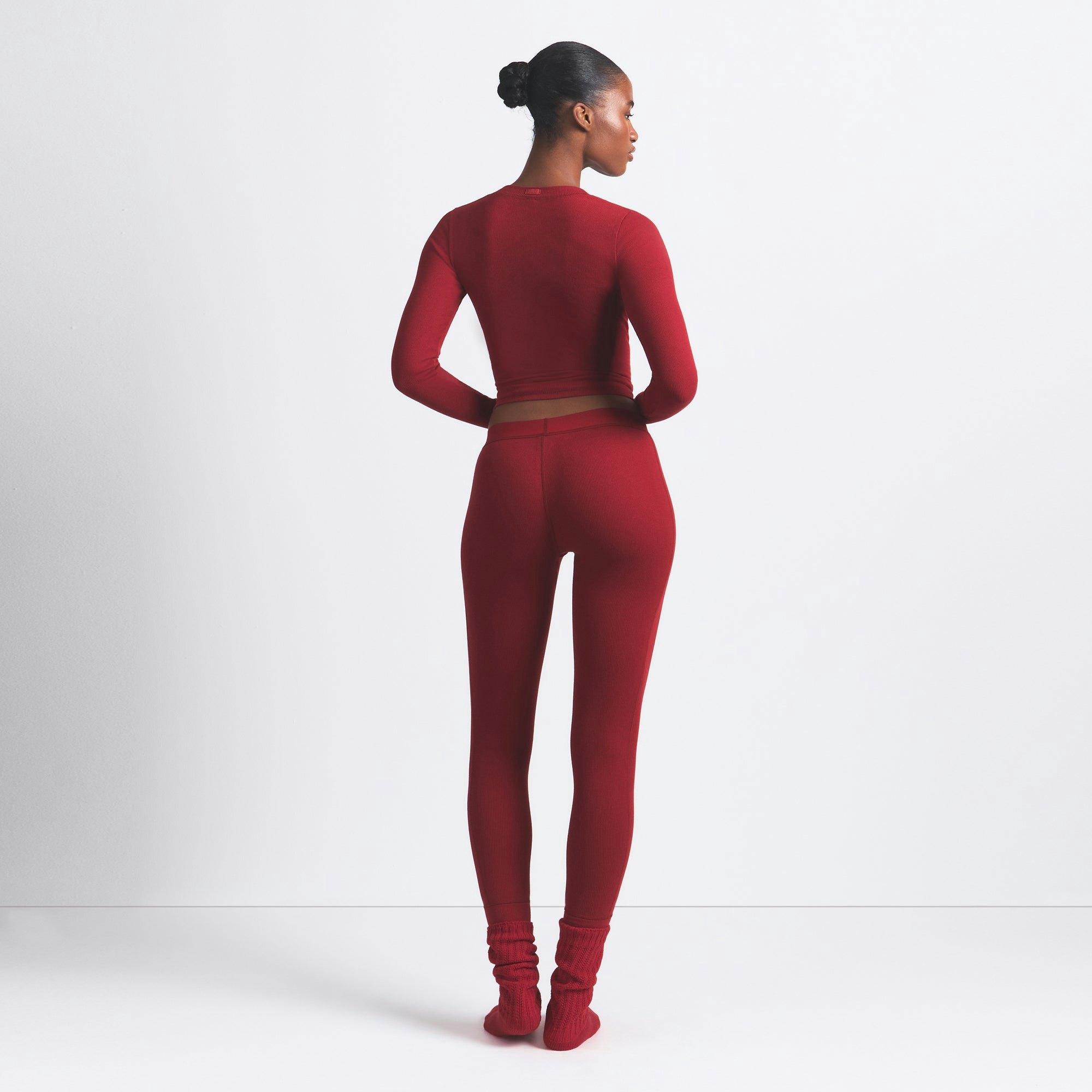 COTTON RIB HENLEY AND LEGGING SET | BRICK ON A MODEL FRONT VIEW @ | FOCUS: 0.0, 1.0, 0.9