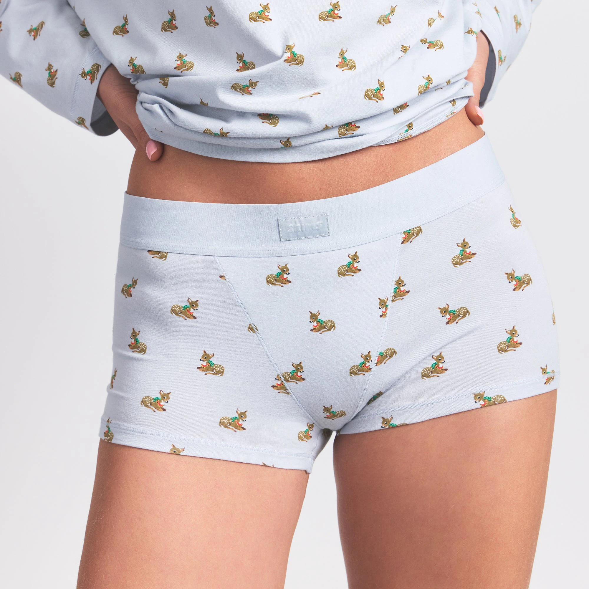 BOYFRIEND LONG SLEEVE T-SHIRT AND SHORT BOXER SET | ZEN BLUE BABY DEER PRINT ON A MODEL FRONT VIEW @ | FOCUS: 0.0, 1.0, 0.9