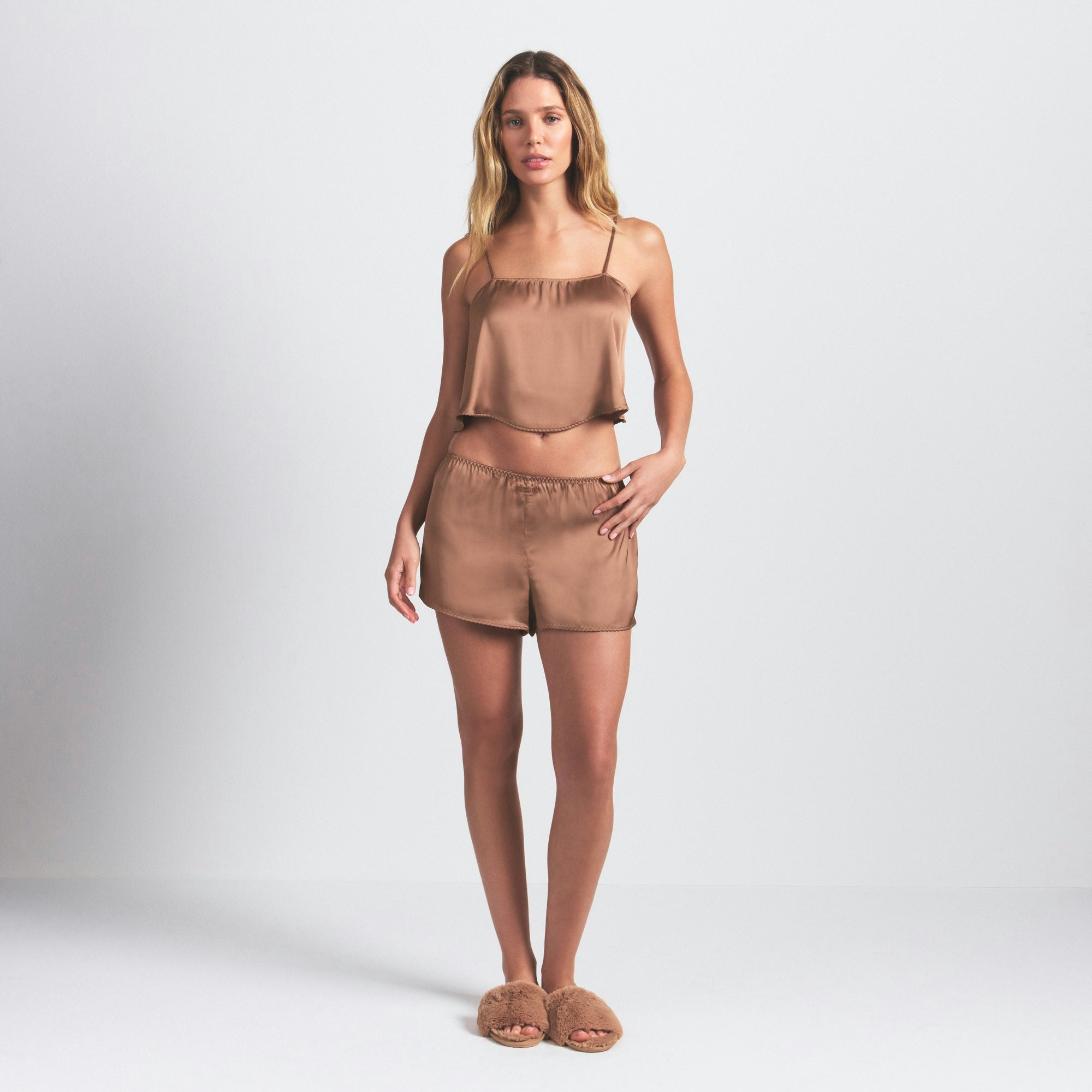 WOVEN SHINE CAMI AND SHORT SLEEP SET | SIENNA ON A MODEL FRONT VIEW @ | FOCUS: 0.0, 1.0, 0.9
